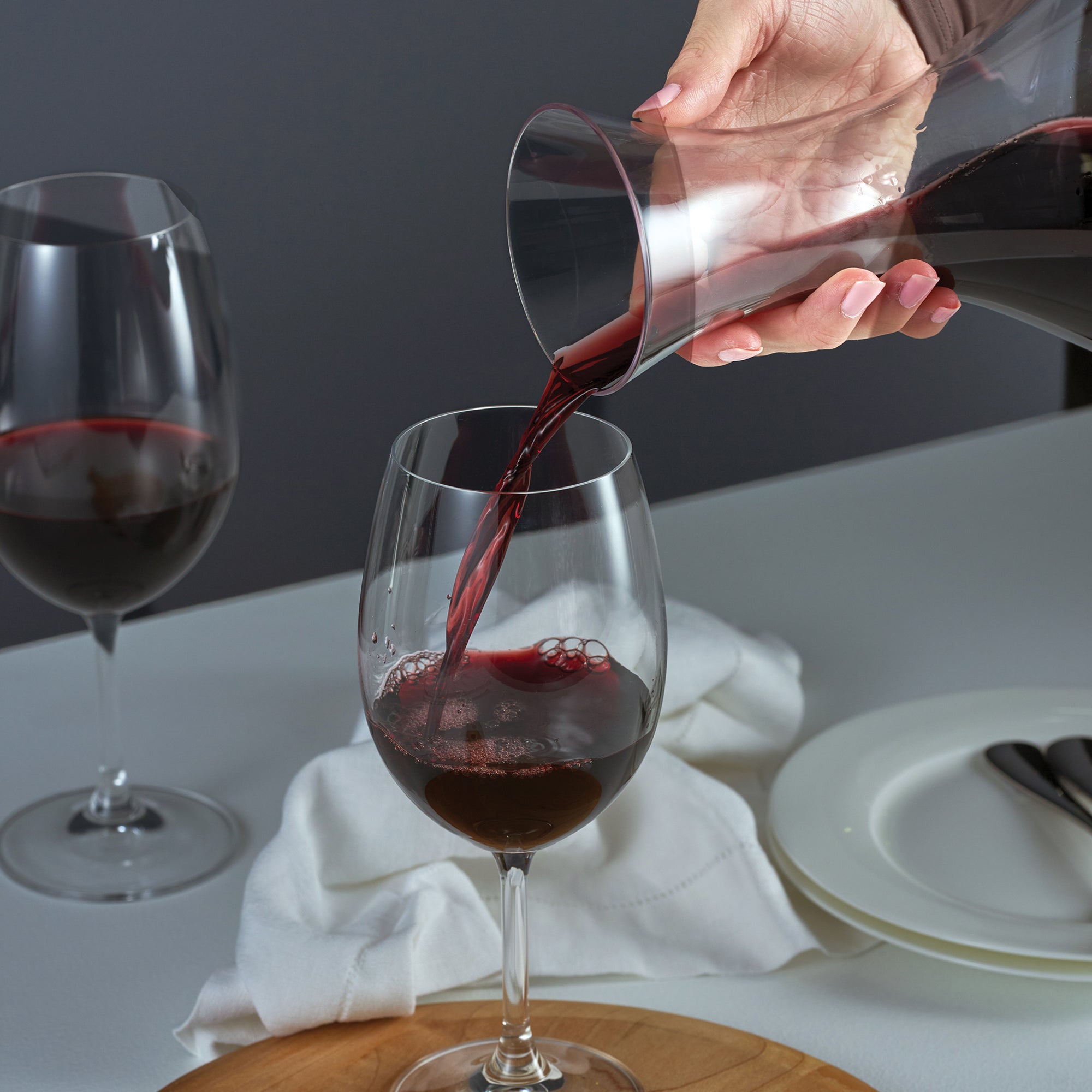 Wilkie Brothers Argyle Decanter, 1200ml - Handmade Glass