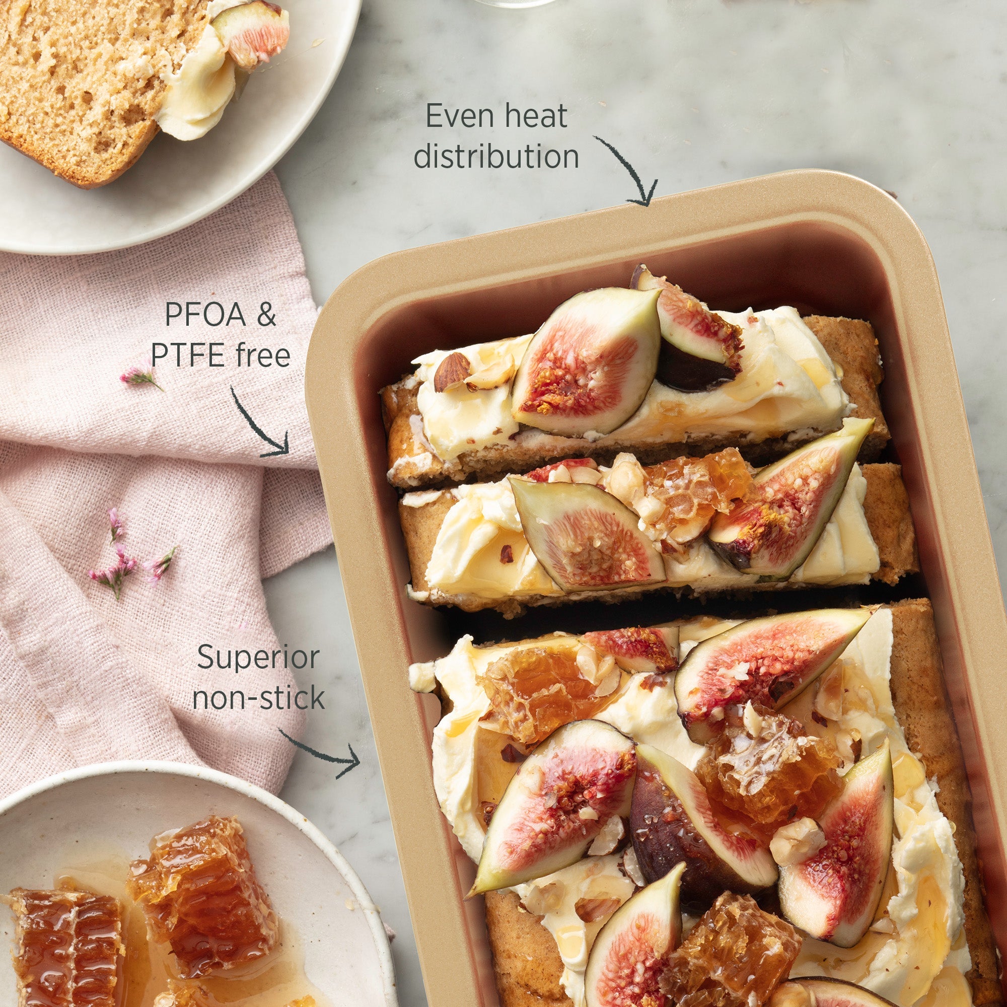 Wiltshire Champagne Gold Loaf Pan 24cm