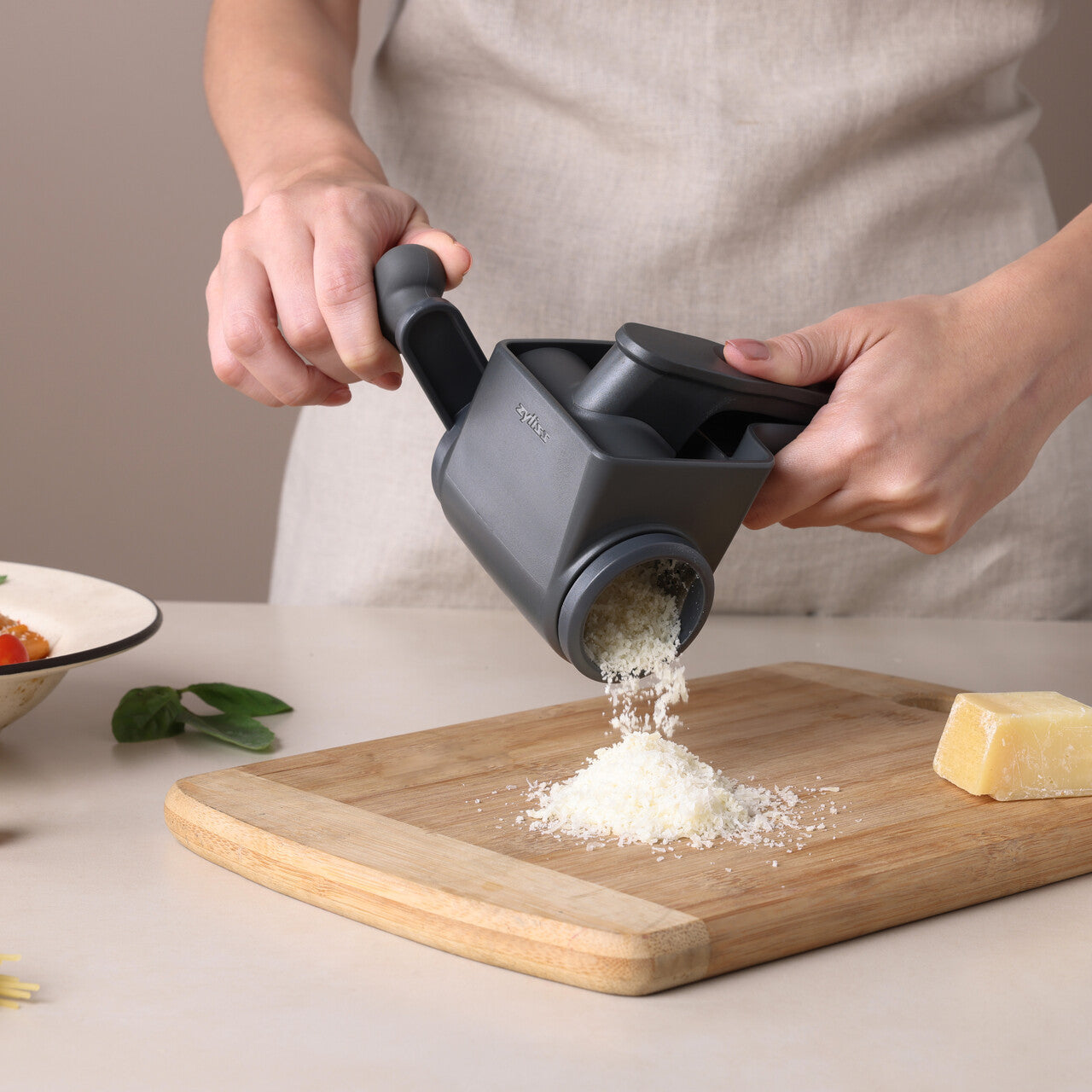 Zyliss Professional Rotary Grater