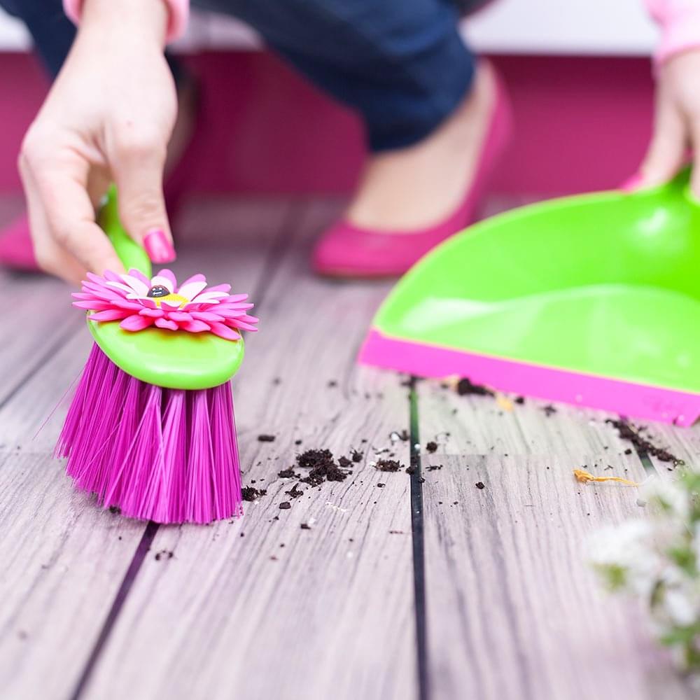 Vigar Flower Power Handy Dustpan Set