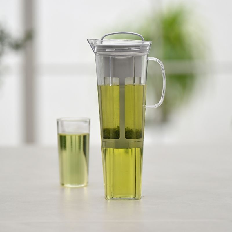 Hario Lily Cold Brew Tea Pitcher 1.2L - Grey