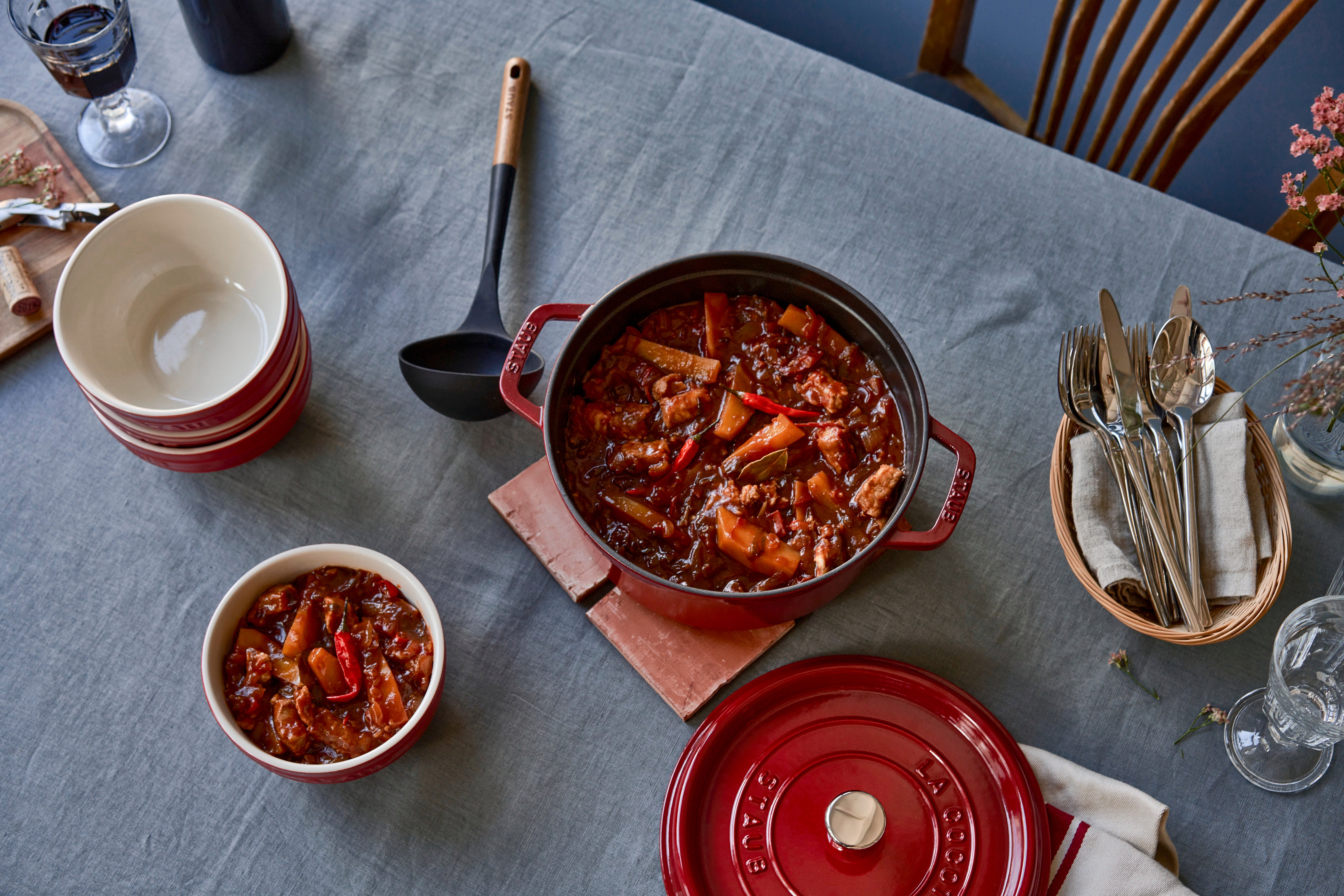Staub Round Cocotte - 28cm Cherry Red