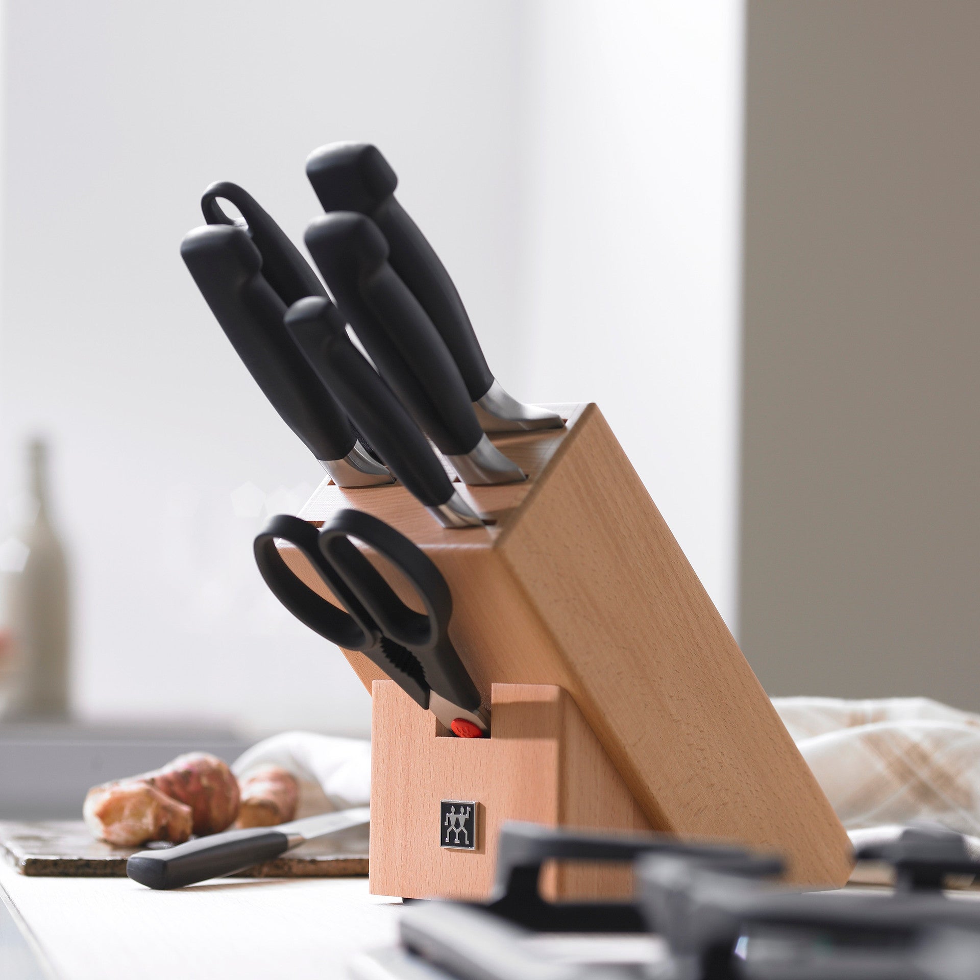 Zwilling Four Star Knife Block 7 Piece Set