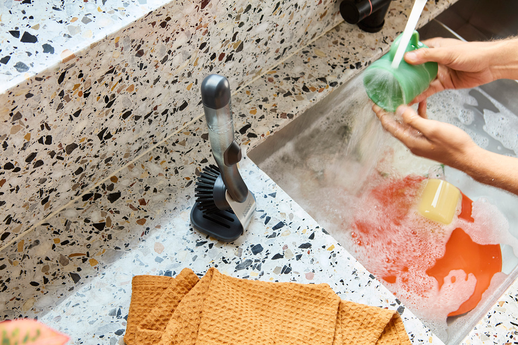 Joseph Joseph Sinktech Soap-Dispensing Dish Brush With Storage Stand