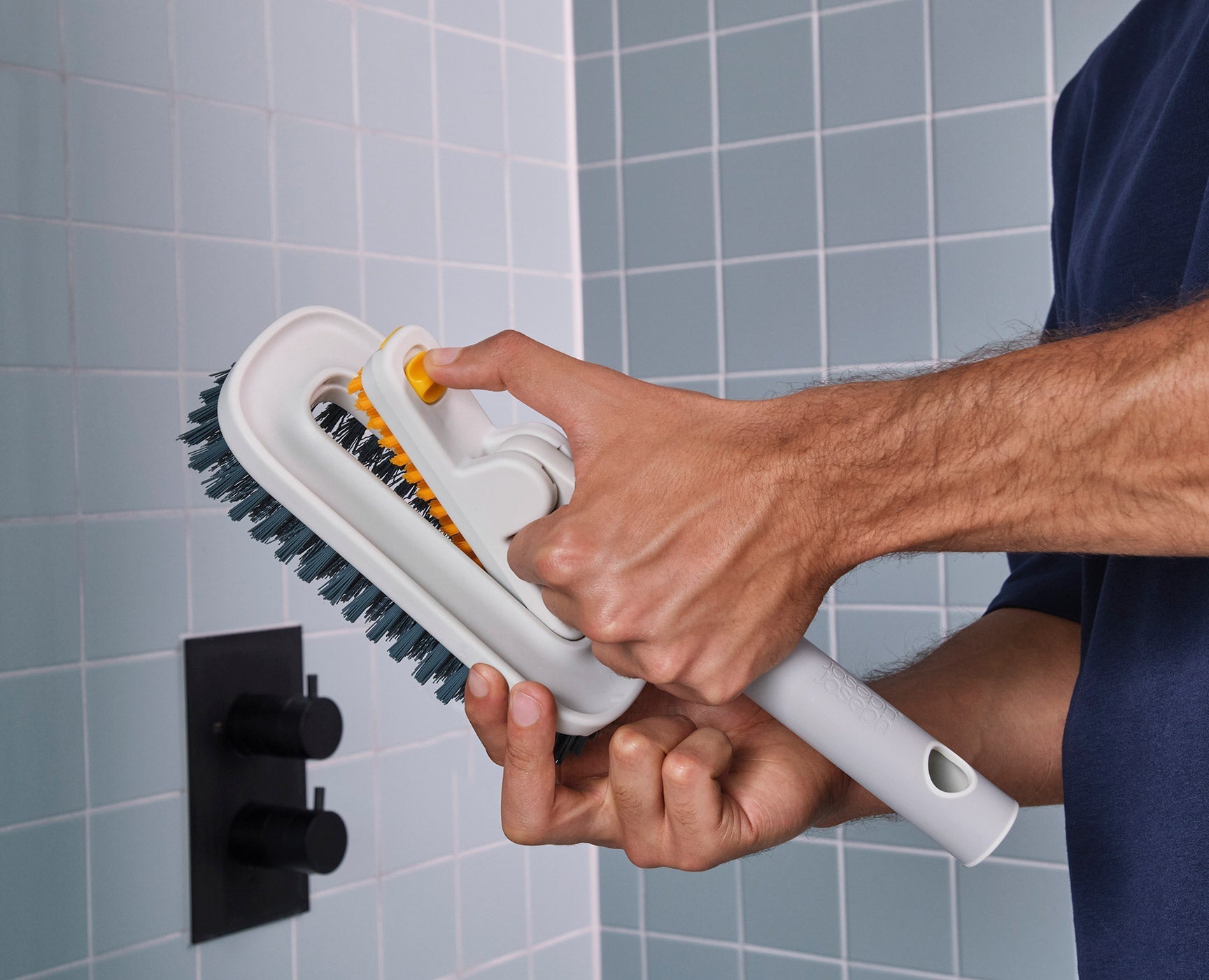 Joseph Joseph Cleantech 2-In-1 Tile Scrubber