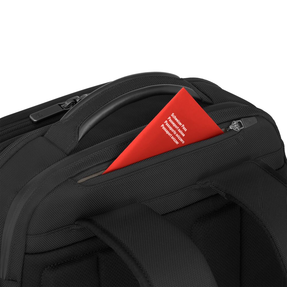 Victorinox Werks Traveler 7.0 Deluxe Backpack Black