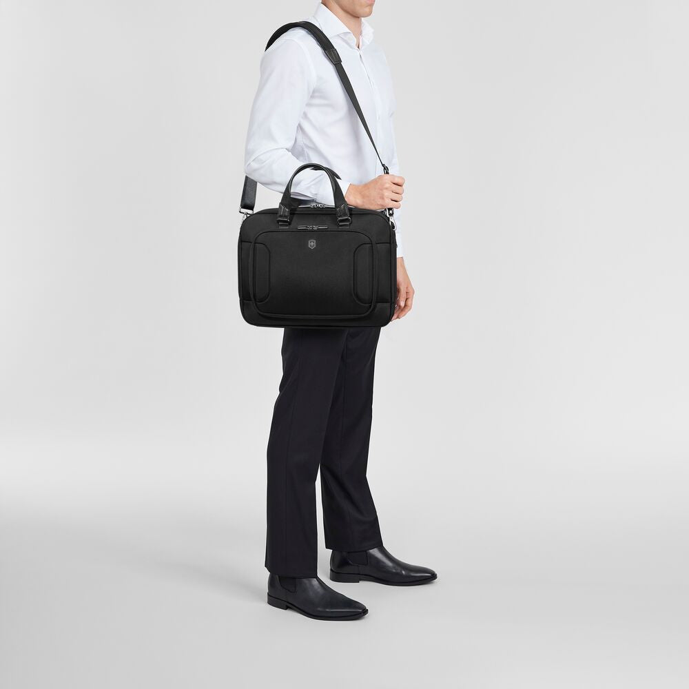 Victorinox Werks Traveler 7.0 Deluxe Briefcase Black