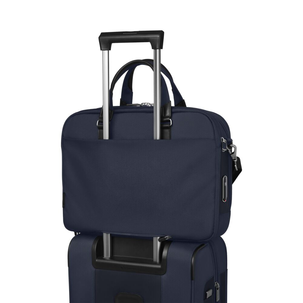 Victorinox Werks Traveler 7.0 Deluxe Briefcase Blue