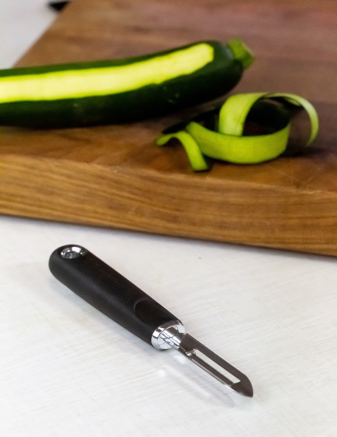 MasterCraft Soft Grip Stainless Steel Fixed Head Peeler
