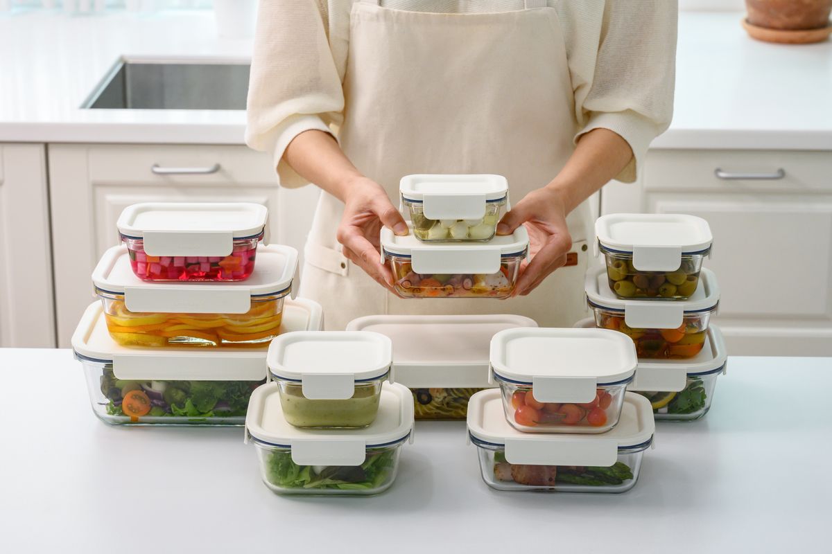 LocknLock Clear Glass White Rect Container -380ml