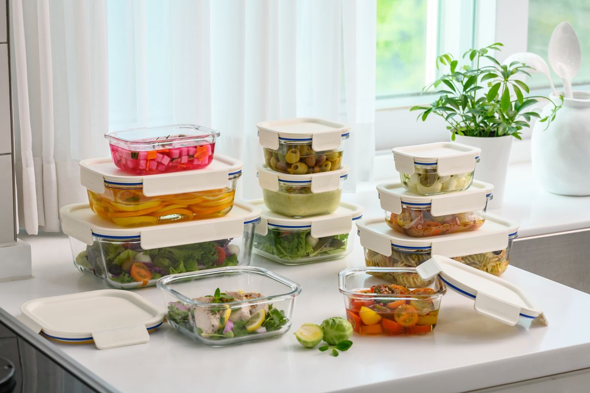 LocknLock Clear Glass White Rect Container -630ml