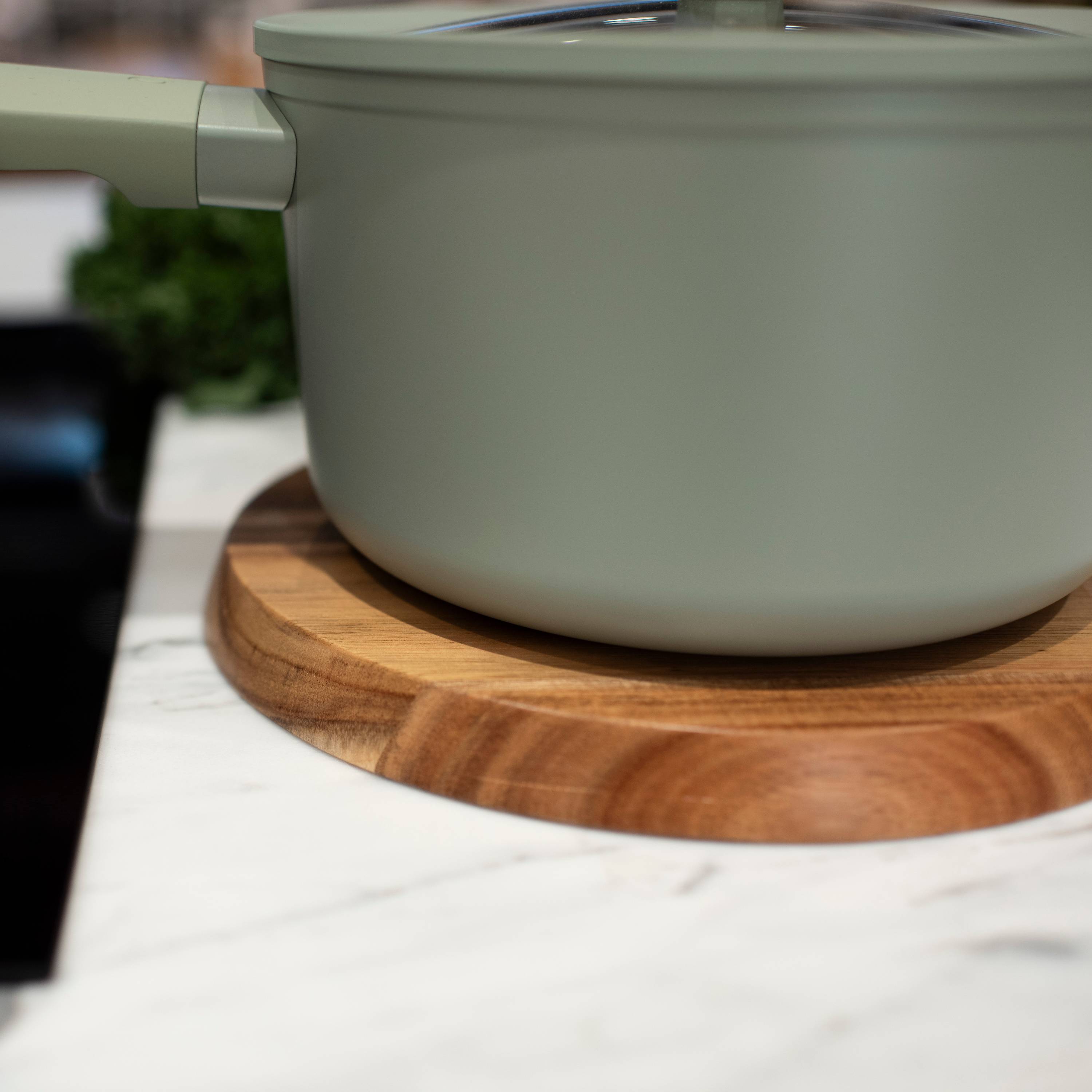 Peer Sorensen Magnetic Trivet 24cm (2cm thick) - Acacia Wood