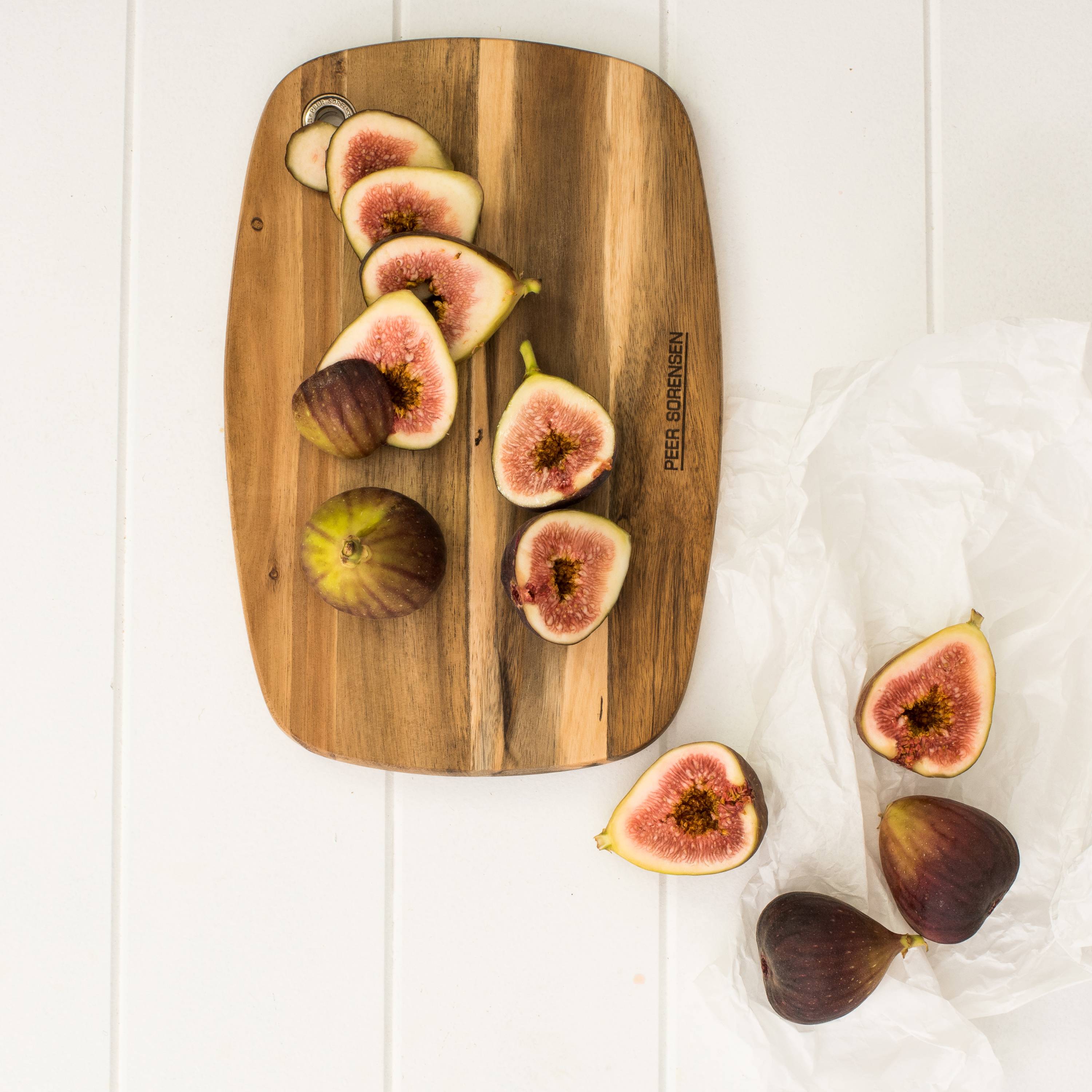 Peer Sorensen Slim Line Rounded Cutting Board 27x18x1.2cm - Acacia Wood