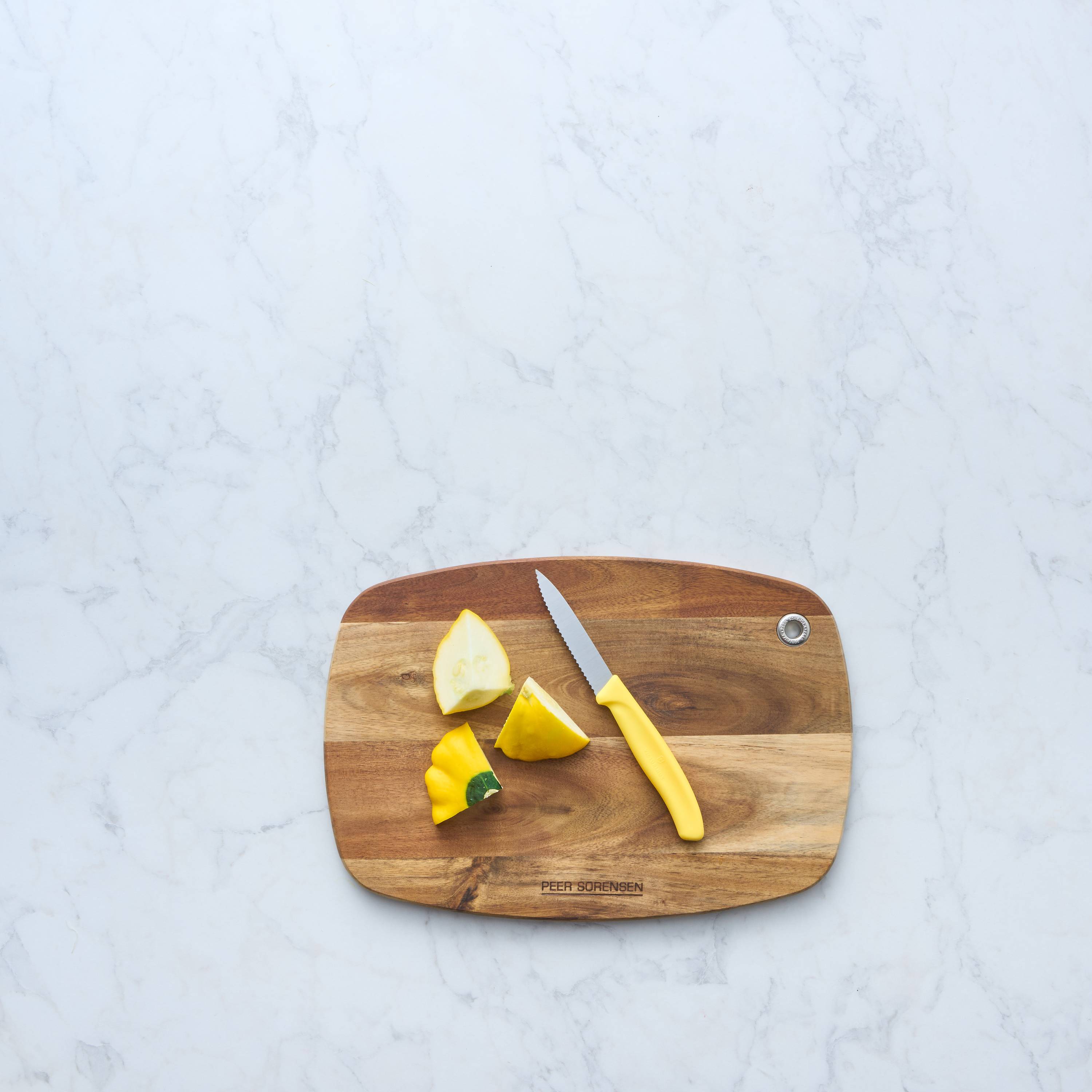 Peer Sorensen Slim Line Rounded Cutting Board 32x22x1.2cm - Acacia Wood