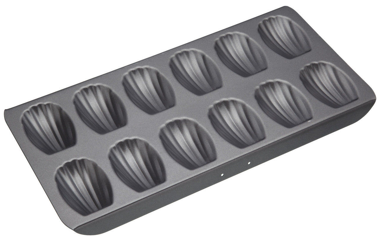 MasterCraft Non Stick 12 Cup Madeleine Pan