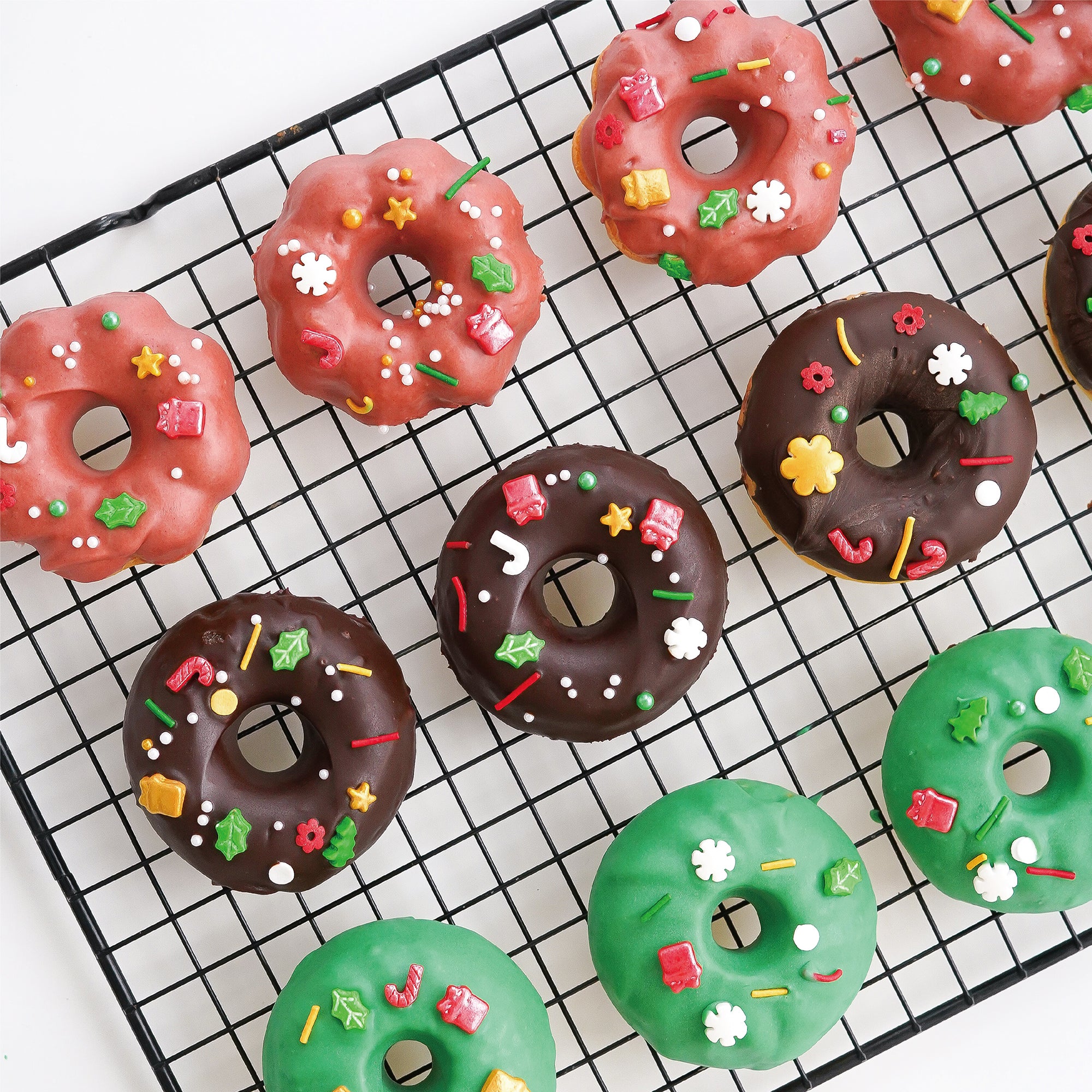 CHEFMADE Mixed Shapes Donut Pan 12 Cup (WK9223)