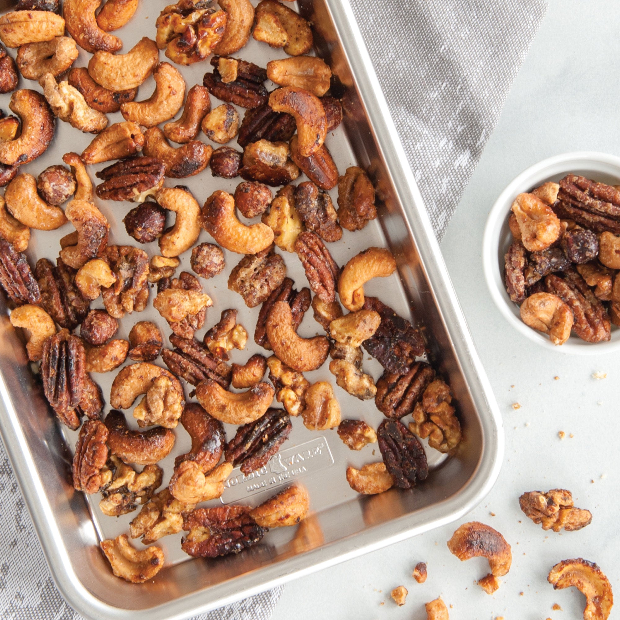 Nordicware Naturals Eight Sheet 25.5 x 17.5 x 3cm