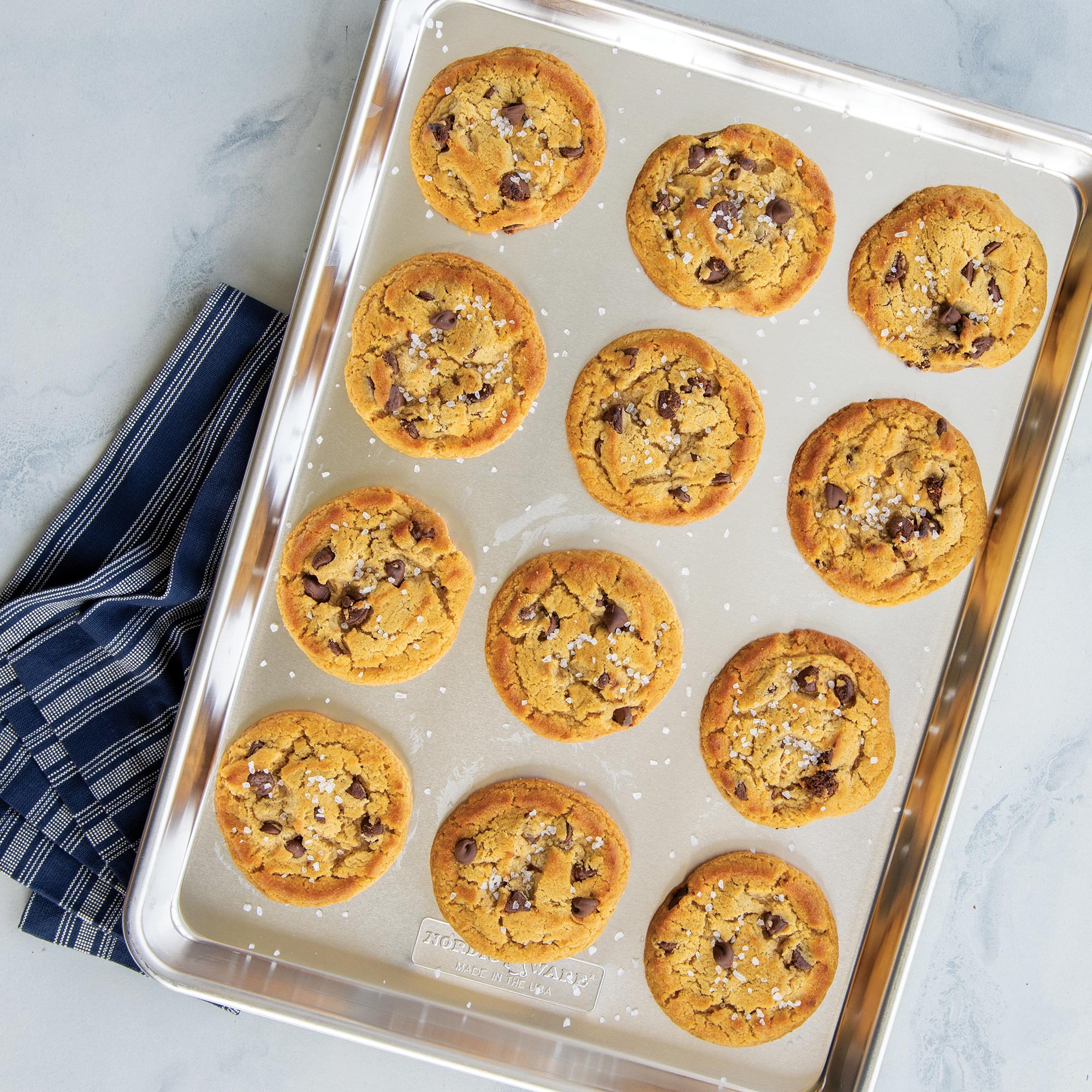 Nordicware Naturals Half Sheet 45.5 x 32.5 x 2.5cm