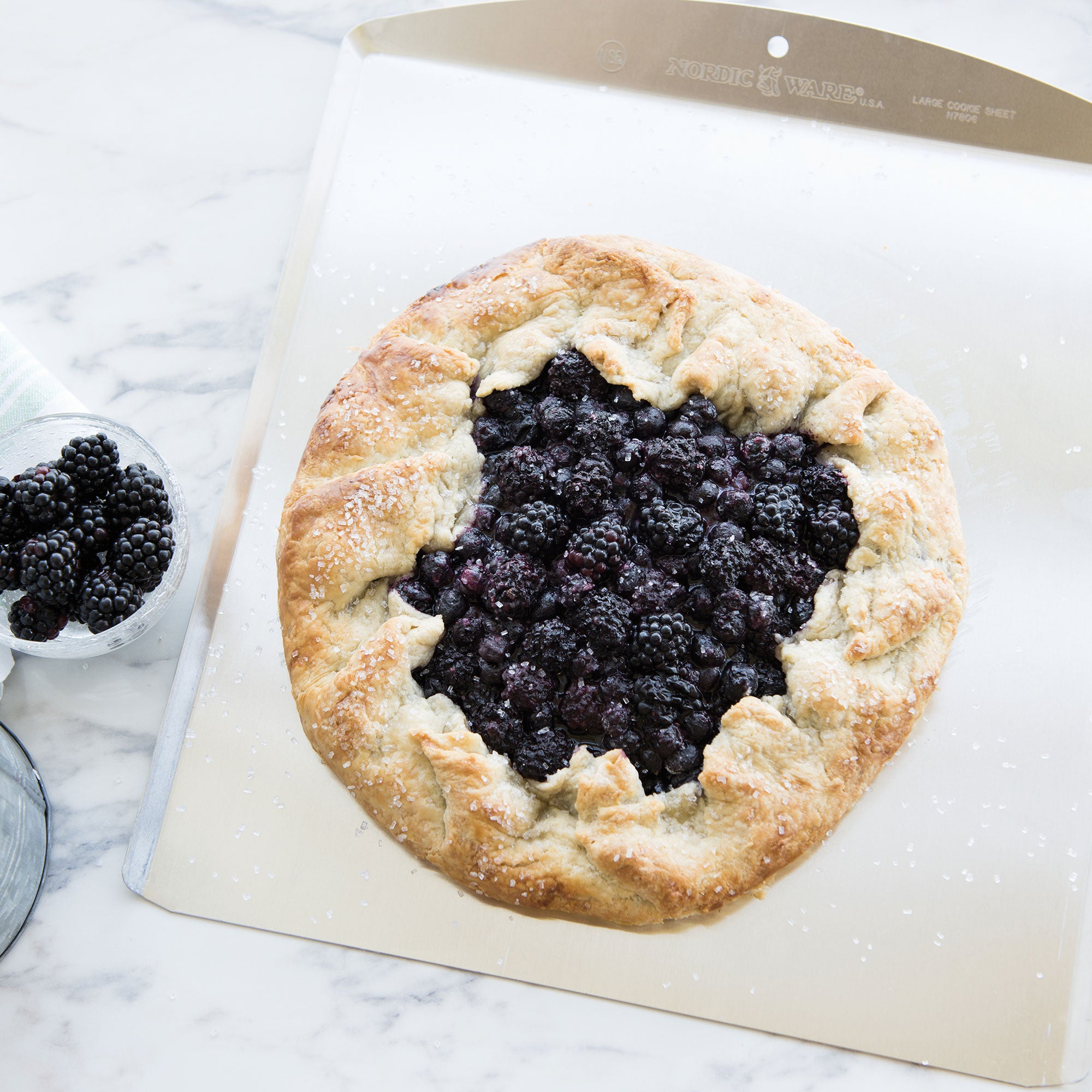 Nordicware Naturals Large Classic Cookie Sheet 40 x 35.5 x 2.5cm