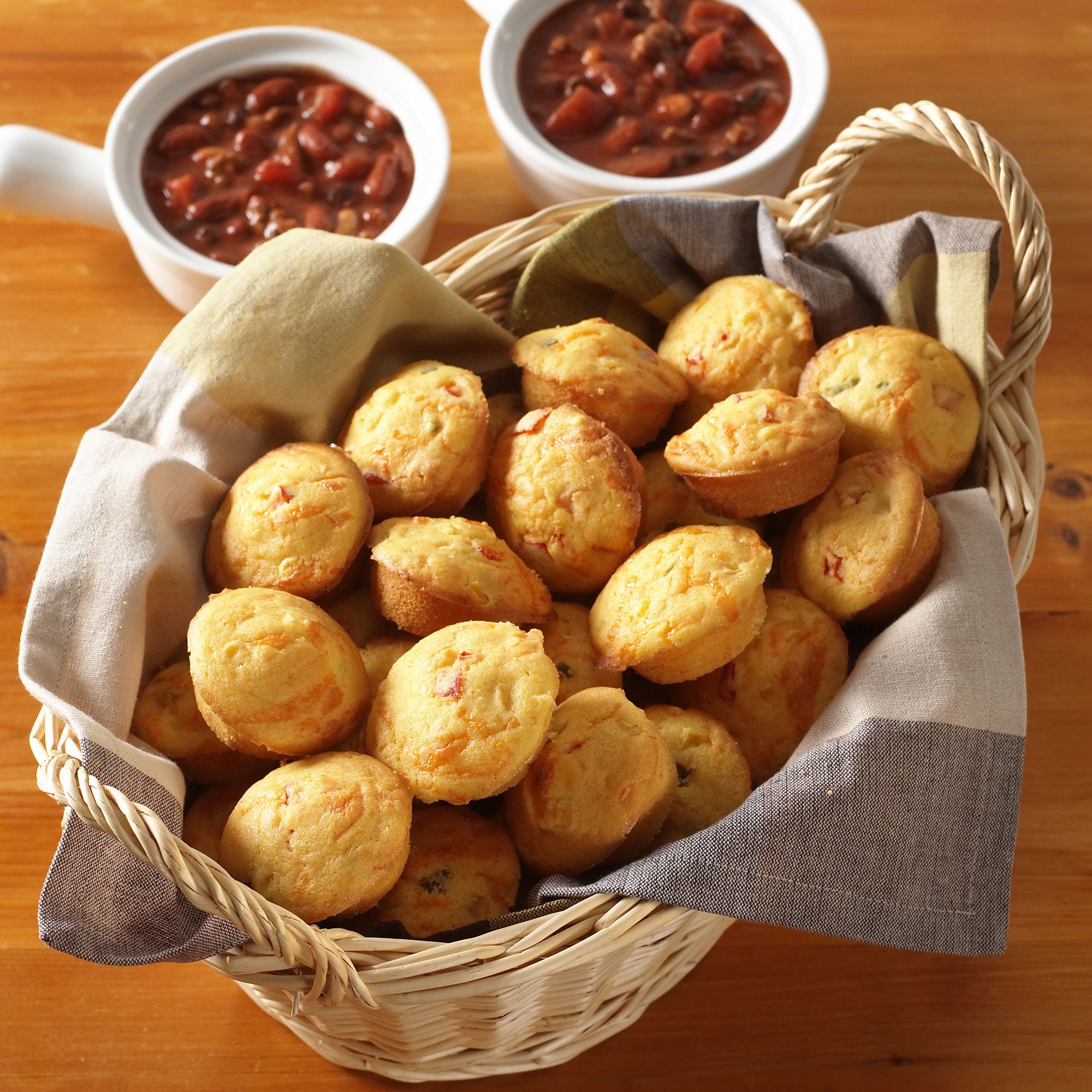 Nordicware 24-Cup Petite Muffin Pan 42 x 27.5 x 2cm