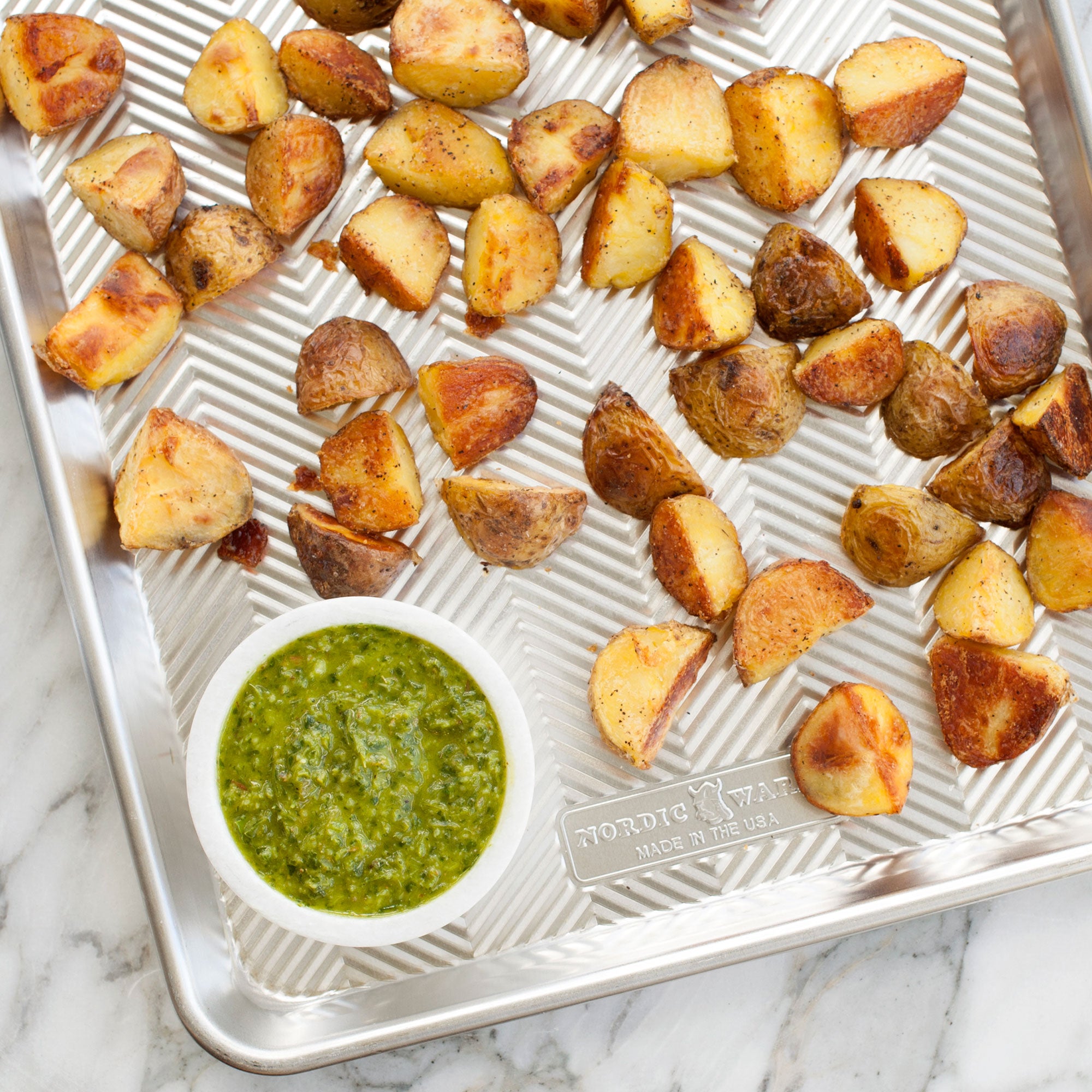 Nordicware Prism Half Sheet 45.5 x 32.5 x 3cm