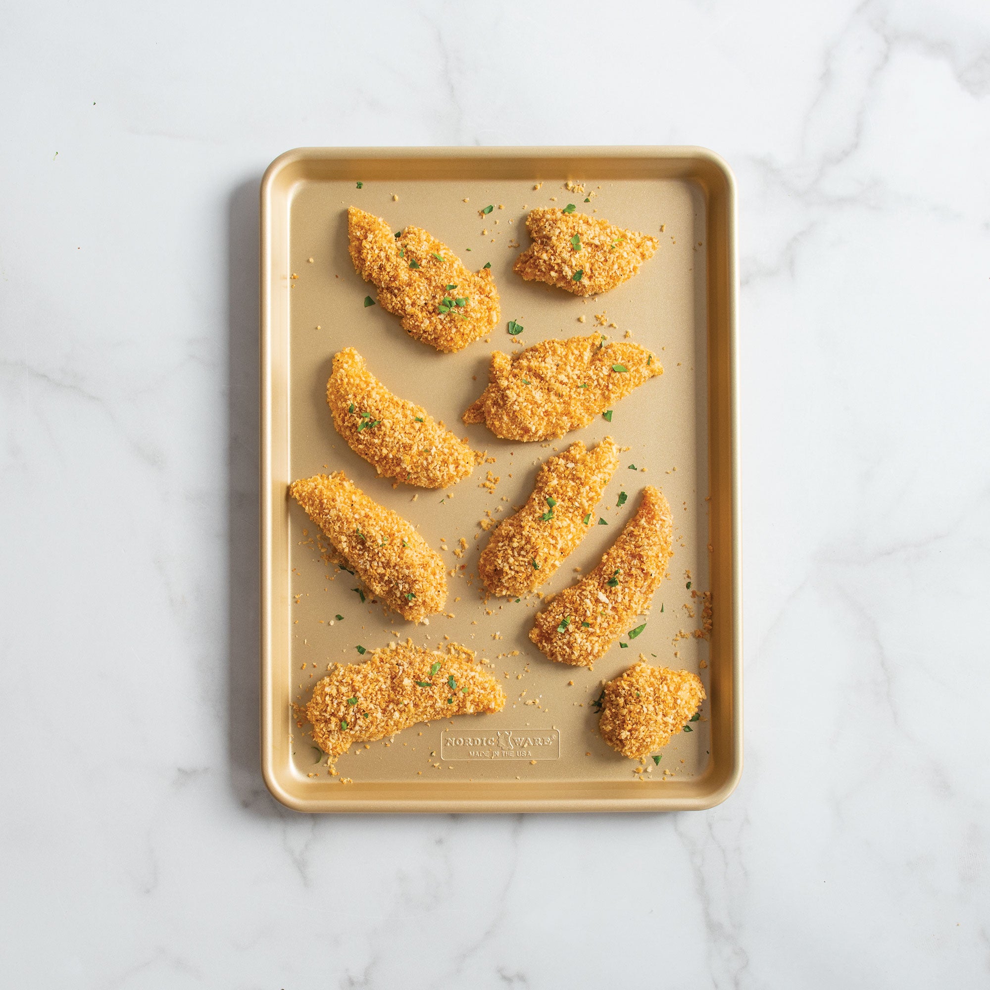 Nordicware Nonstick Half Sheet 45.5 x 33 x 2.5cm