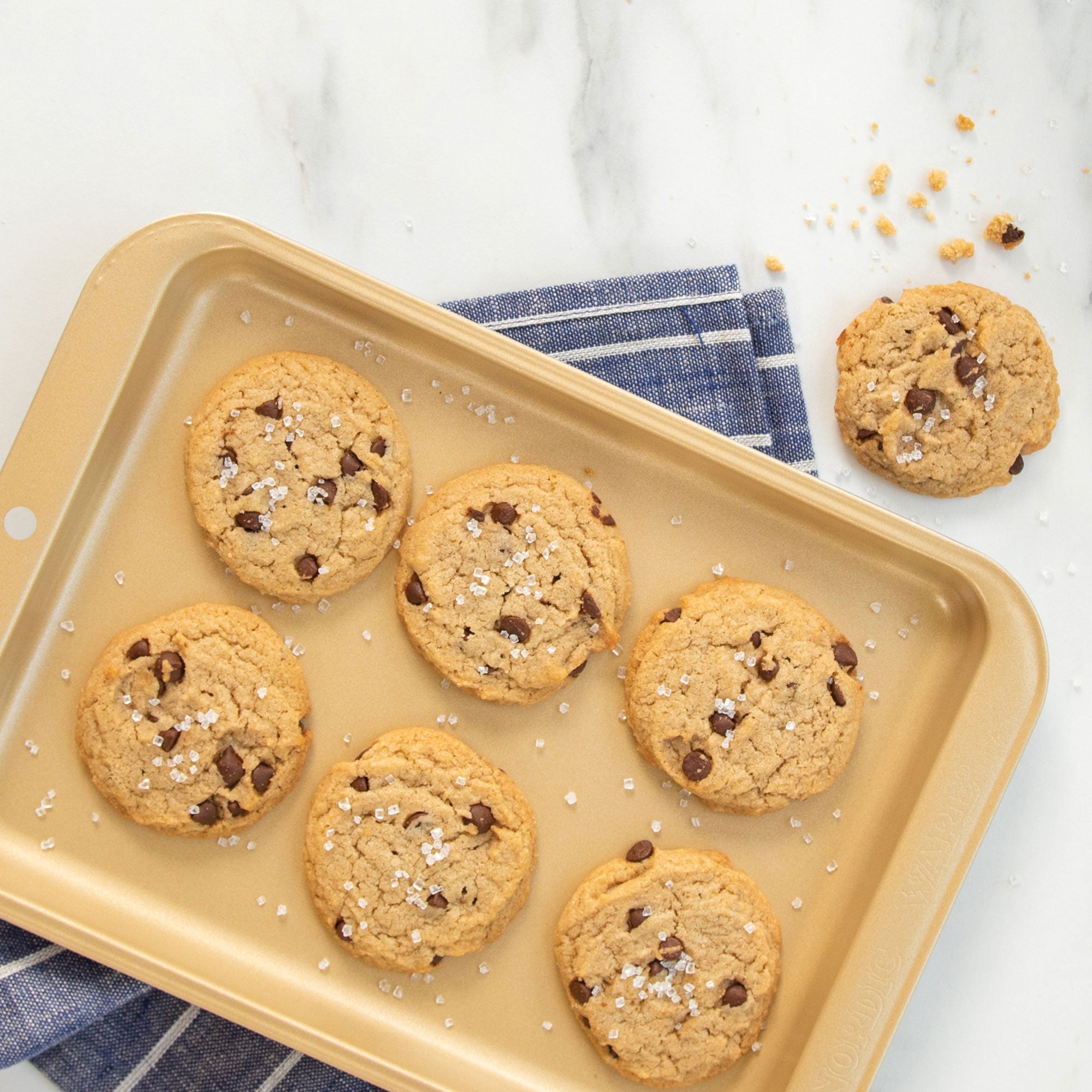 Nordicware Nonstick Compact Baking Sheet 25.5 x 18 x 3cm