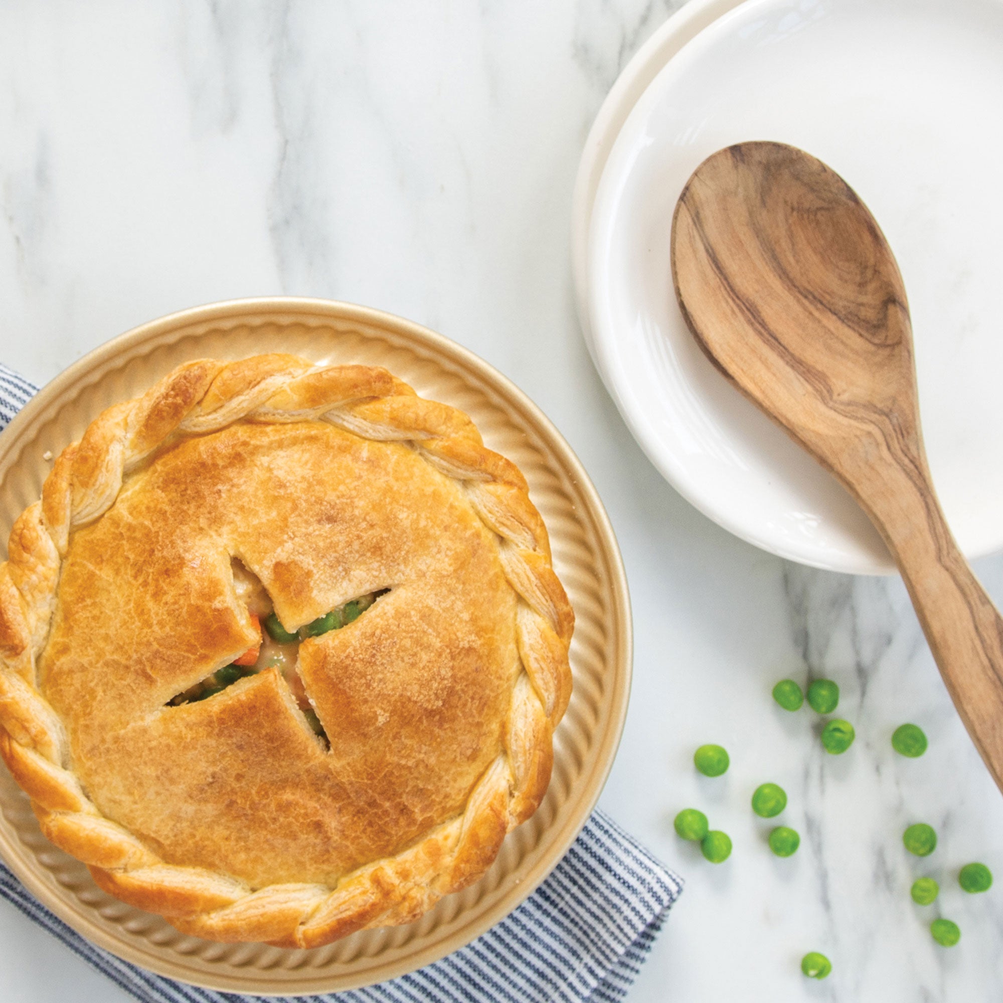 Nordicware Pie Pan 18 x 18 x 4cm