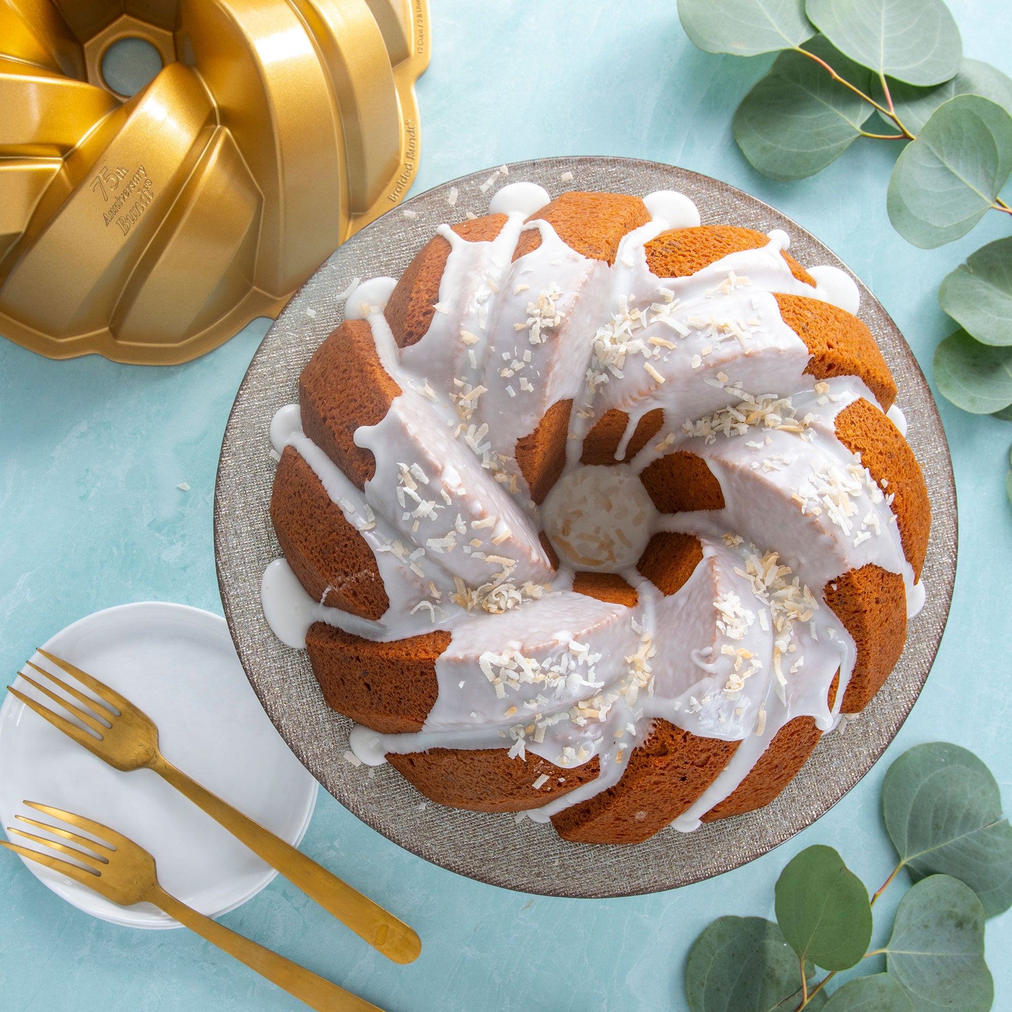 Nordicware 75th Anniversary Braided Bundt Pan 27.5 x 27 x 10.5cm