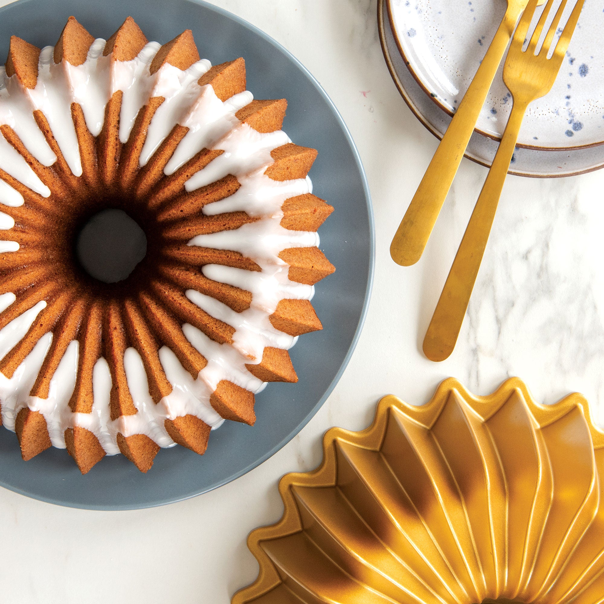 Nordicware Brilliance Bundt Pan 26 x 26 x 10cm