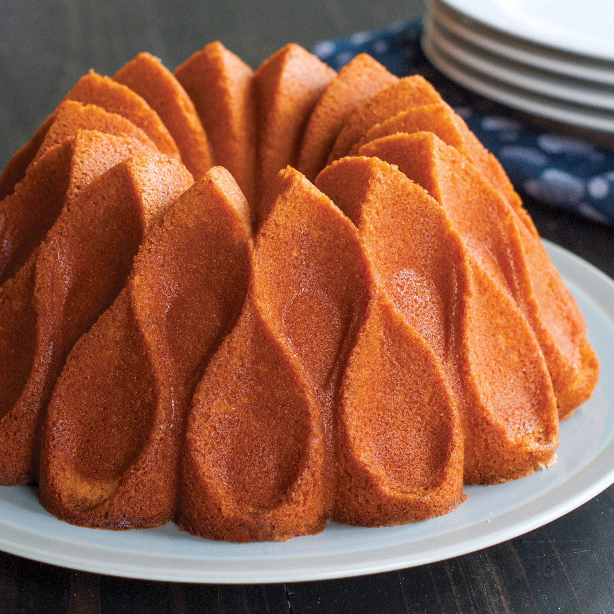 Nordicware Crown Bundt Pan 25.5 x 25.5 x 10cm