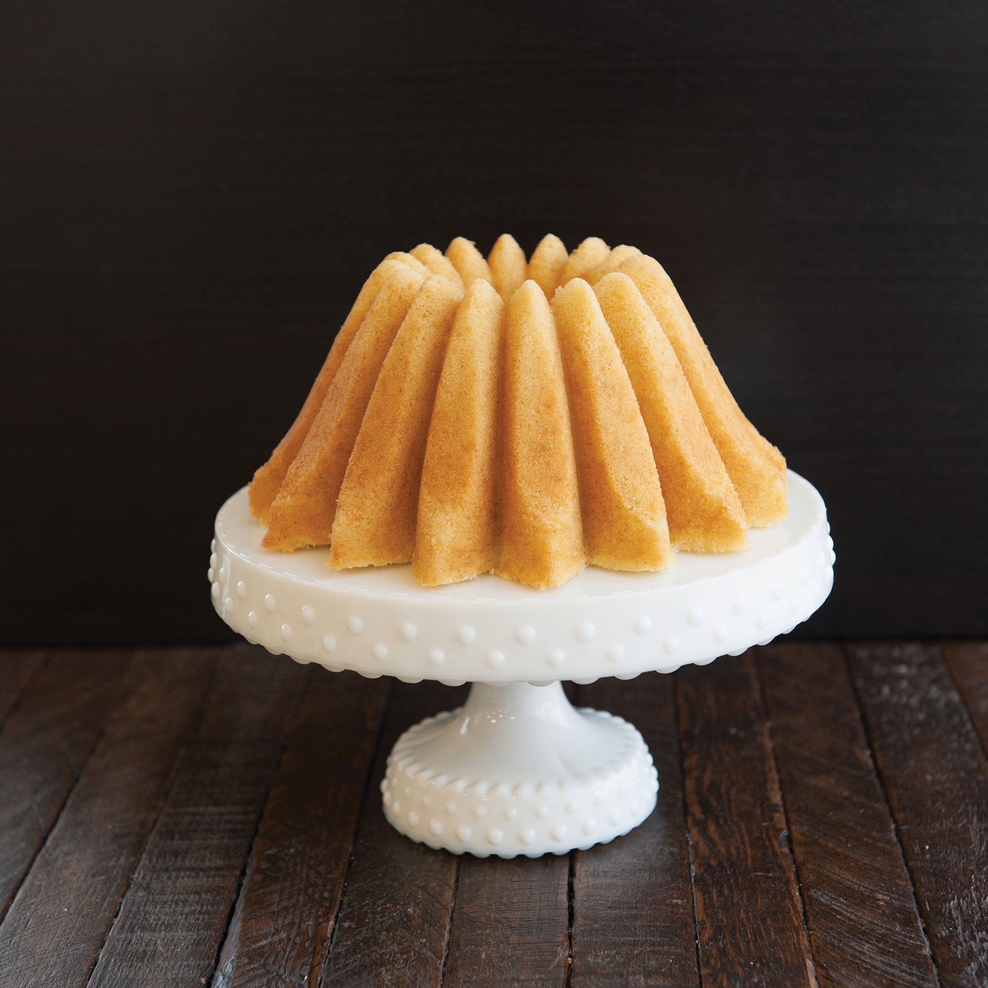 Nordicware Lotus Bundt Pan 21.5 x 21.5 x 9.5cm