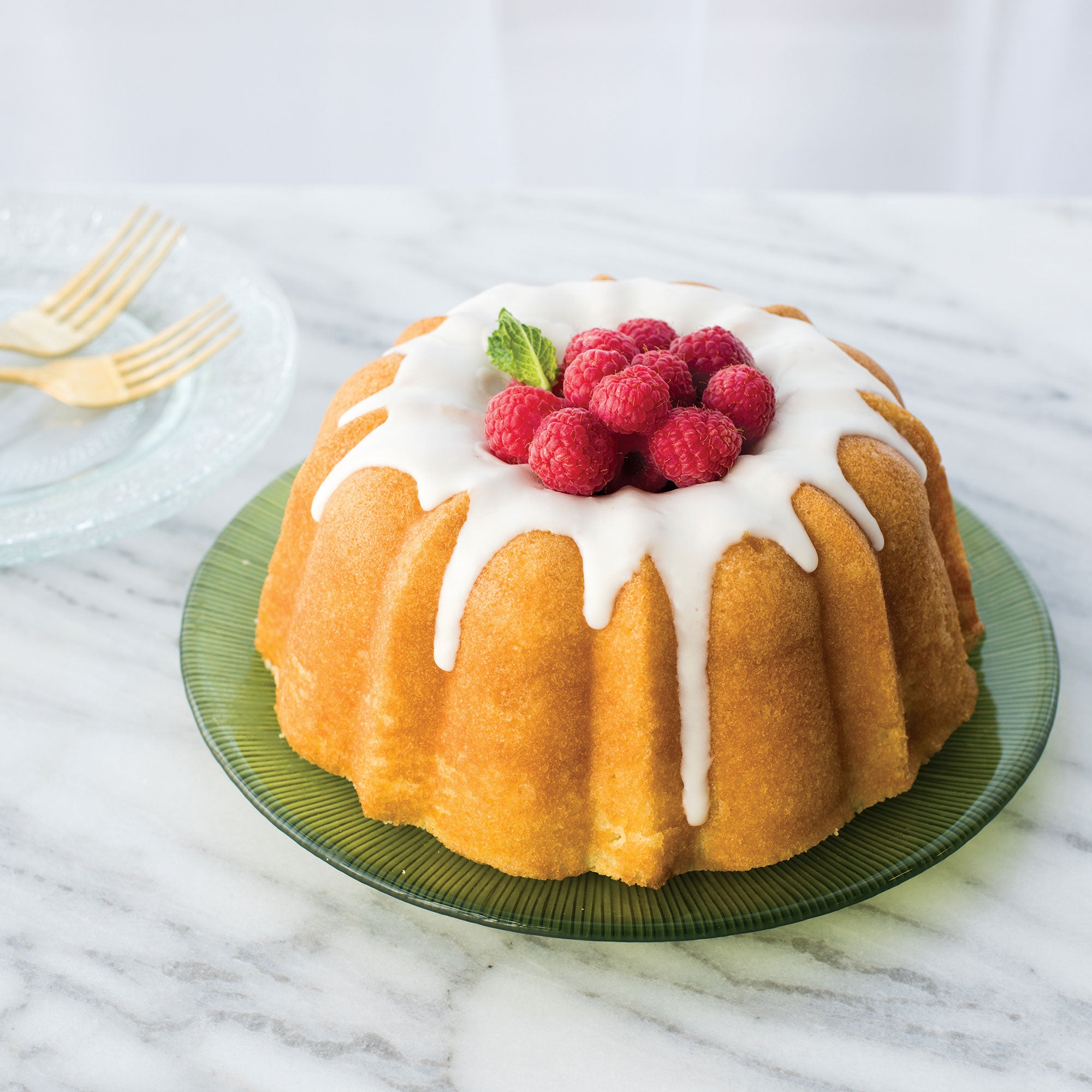 Nordicware Medium Anniversary Bundt Pan 23.5 x 20.5 x 8.5cm