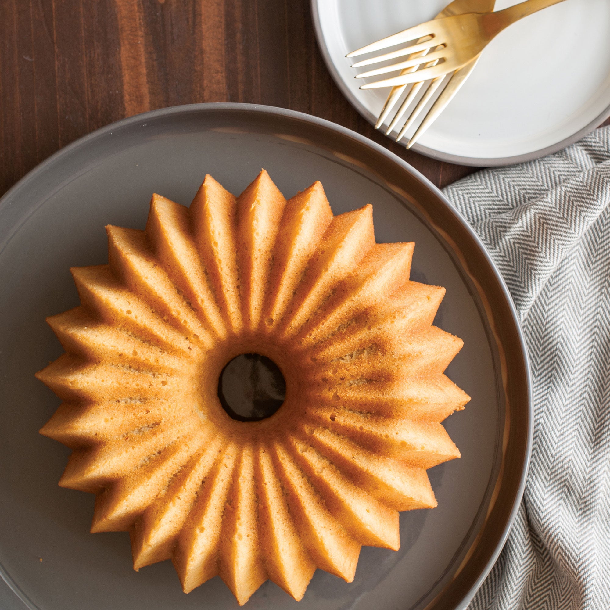 Nordicware Brilliance Bundt 5-Cup 21.5 x 21 x 7.5cm