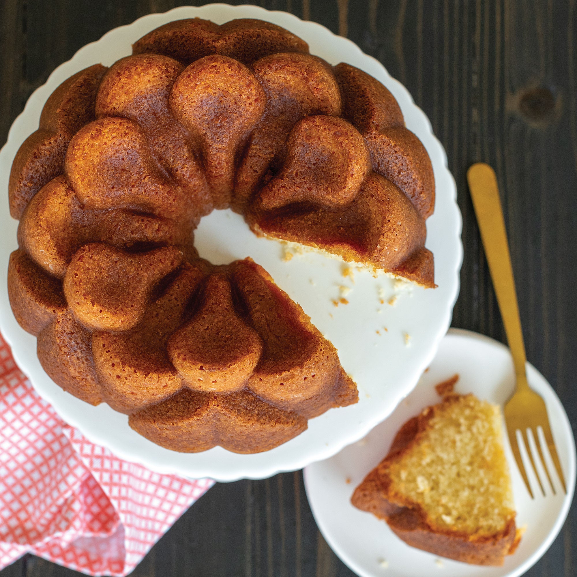 Nordicware Magnolia Bundt¬Æ Pan 25 x 25 x 9.5cm