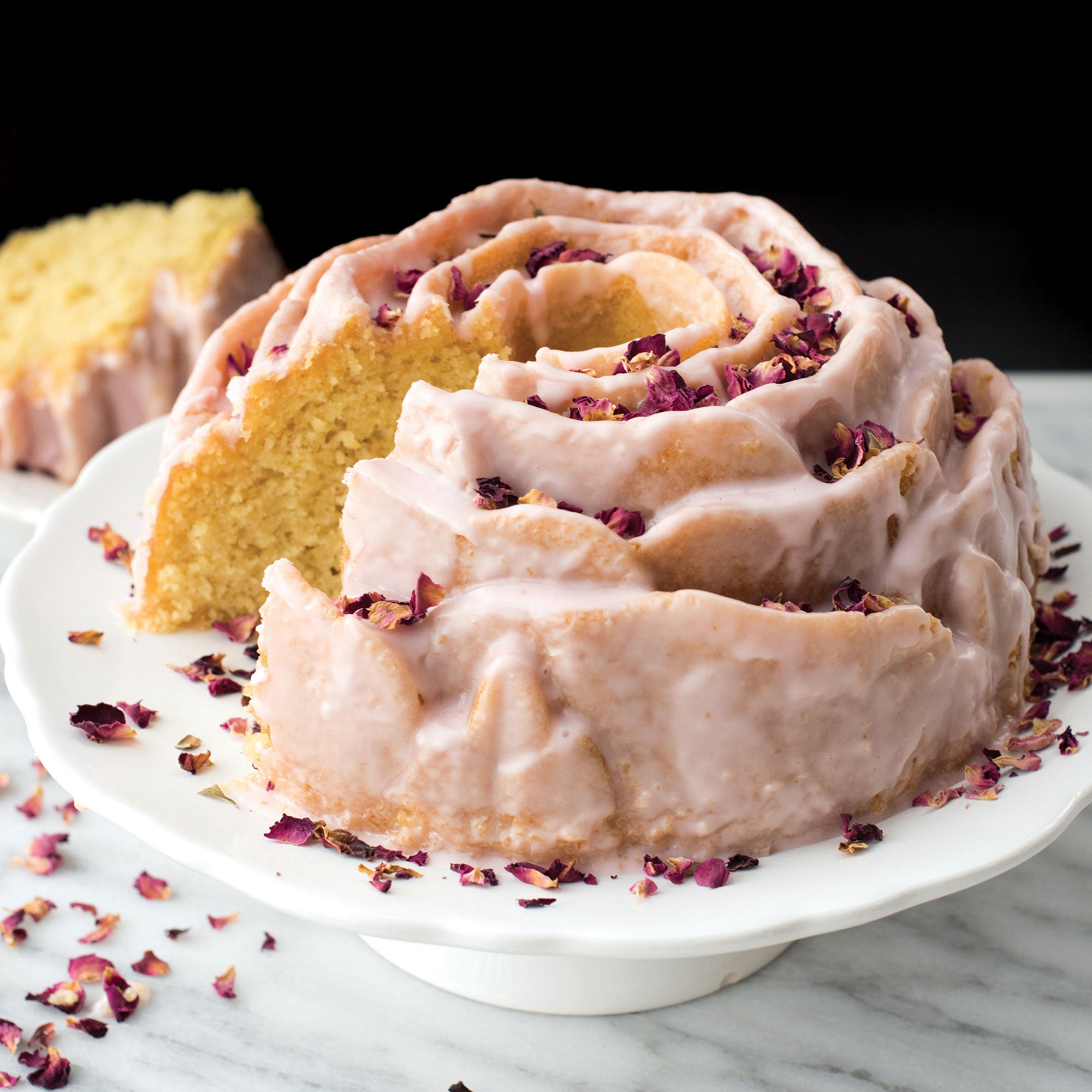 Nordicware Rose Bundt Pan 23 x 23 x 10cm