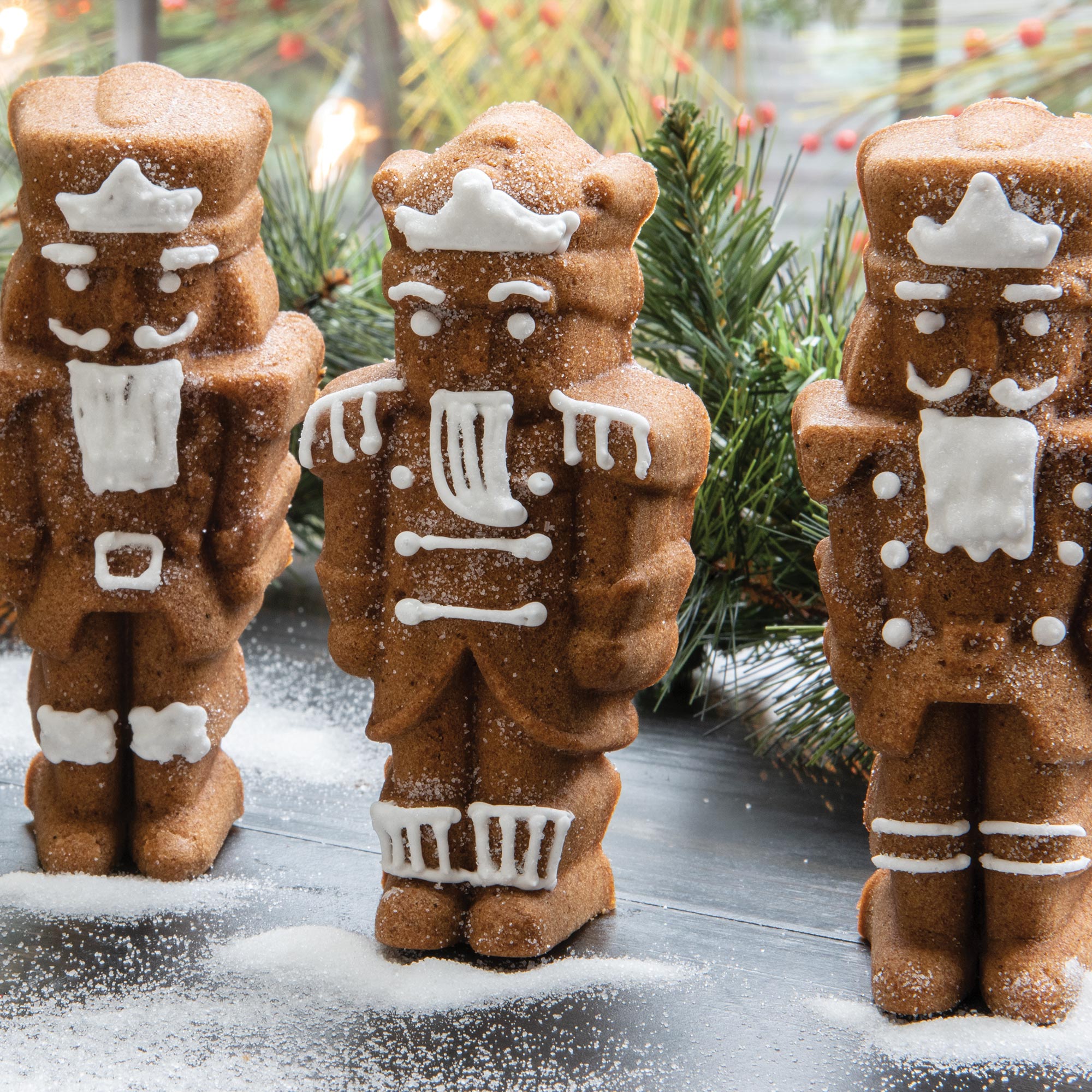 Nordicware Nutcracker Sweets Cakelet Pan 35.5 x 17.5 x 6.5cm