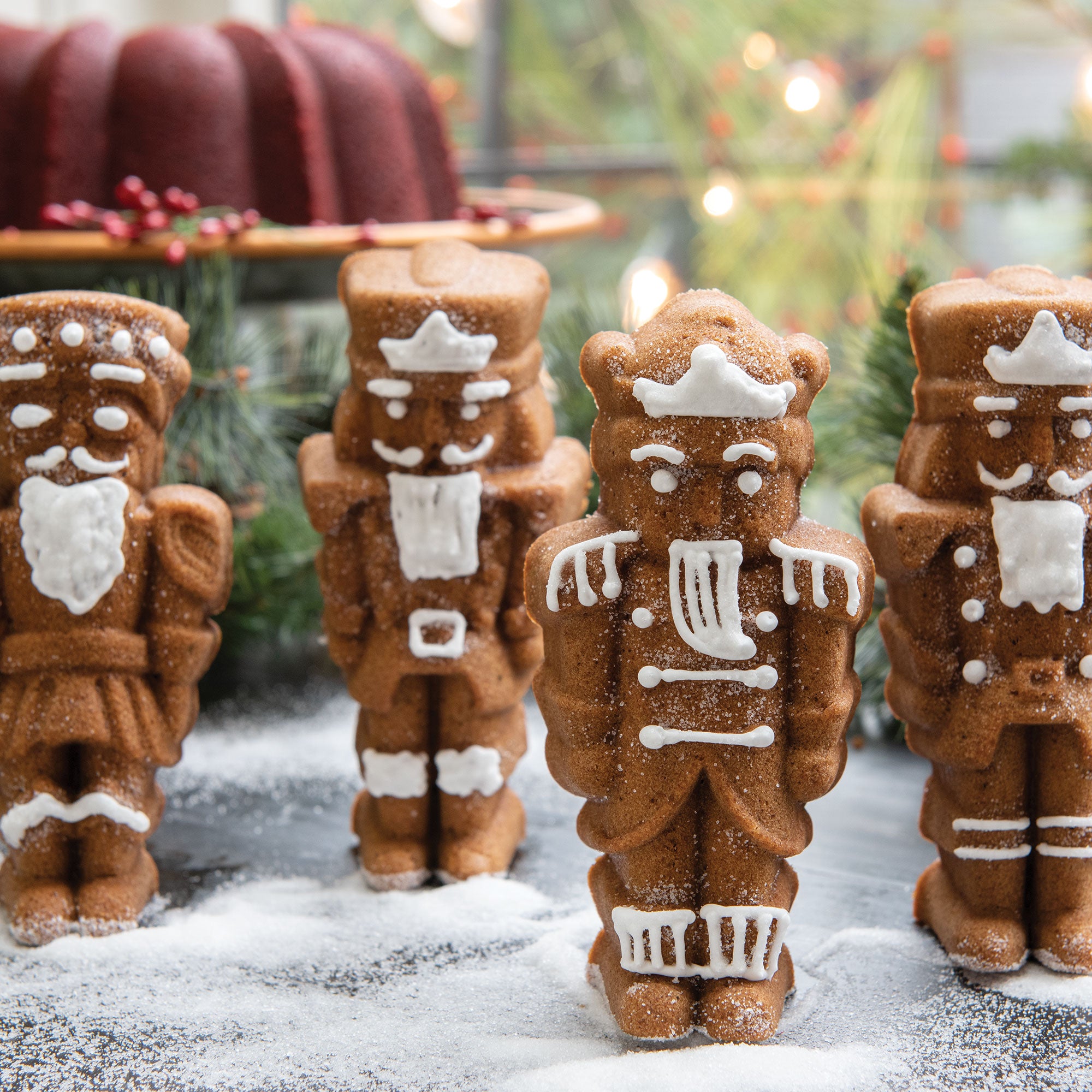 Nordicware Nutcracker Sweets Cakelet Pan 35.5 x 17.5 x 6.5cm