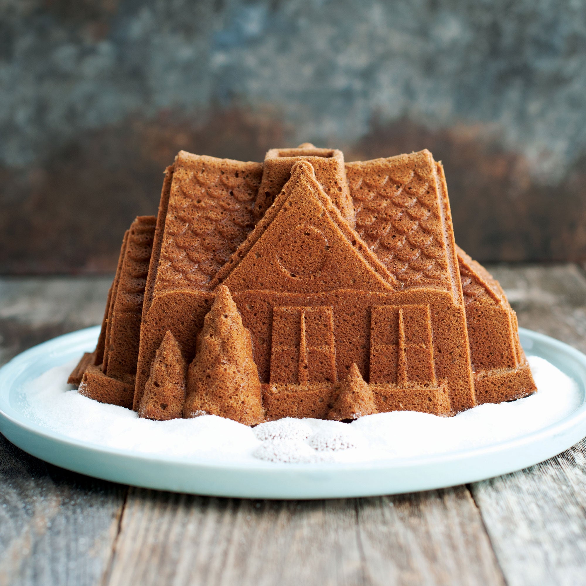 Nordicware Gingerbread House Bundt Pan 20 x 26 x 13.5cm