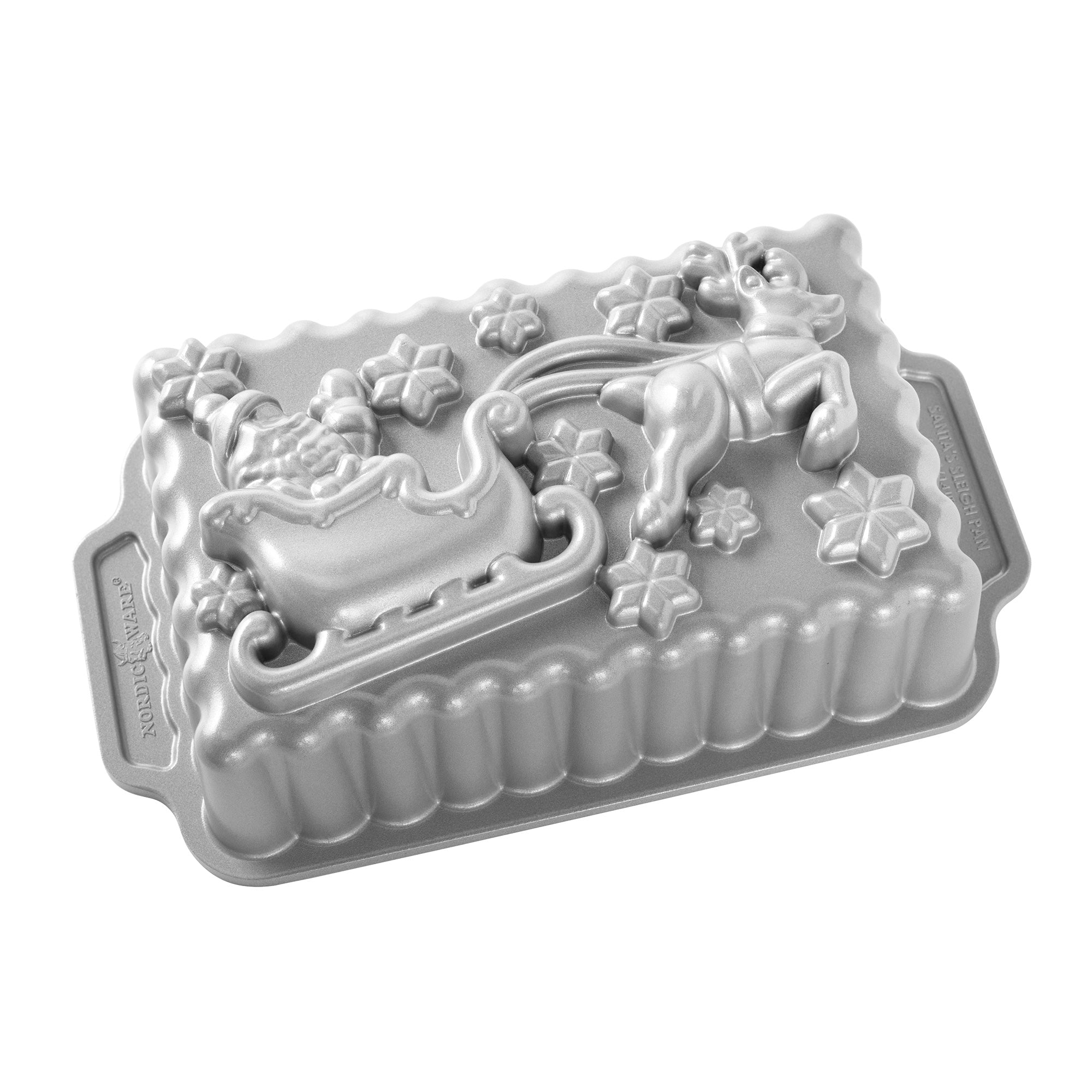 Nordicware Santa's Sleigh Loaf Pan, 25.6 x 14.5 x 7.9cm