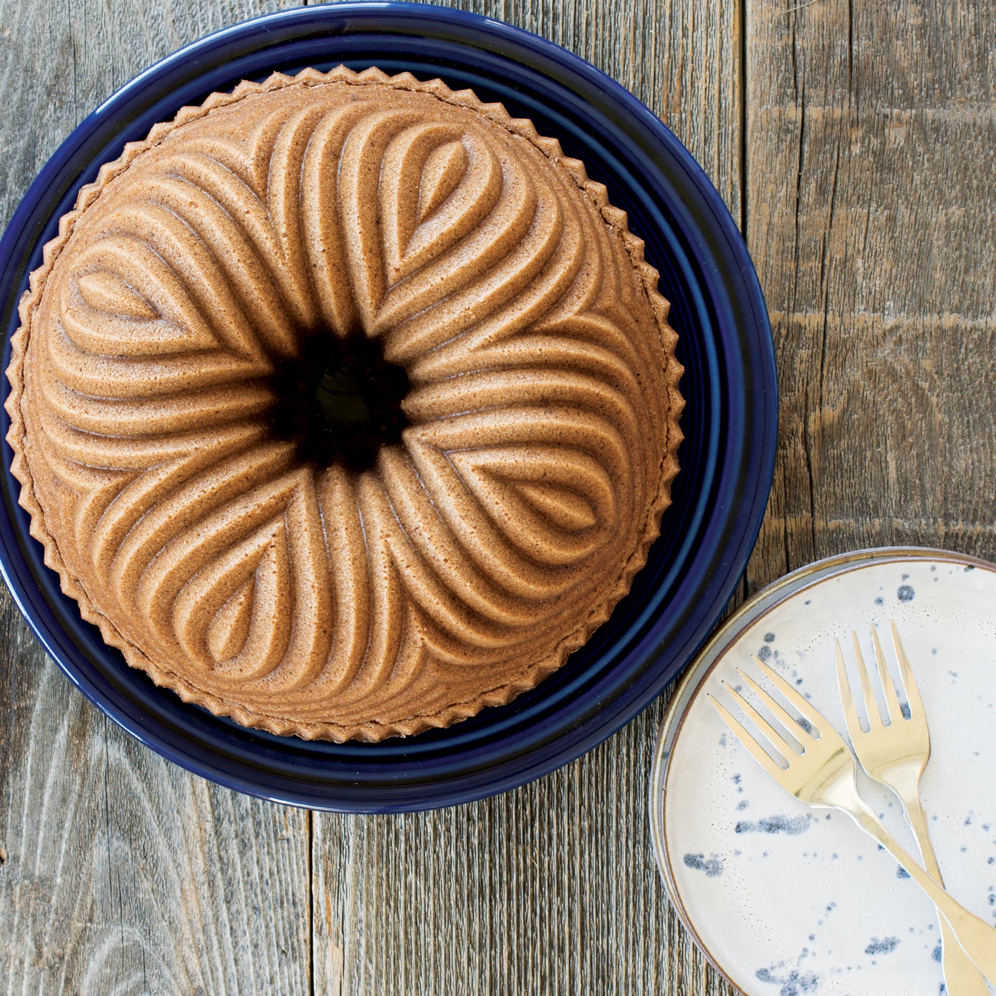 Nordicware Bavaria Bundt Pan 23 x 23 x 10cm