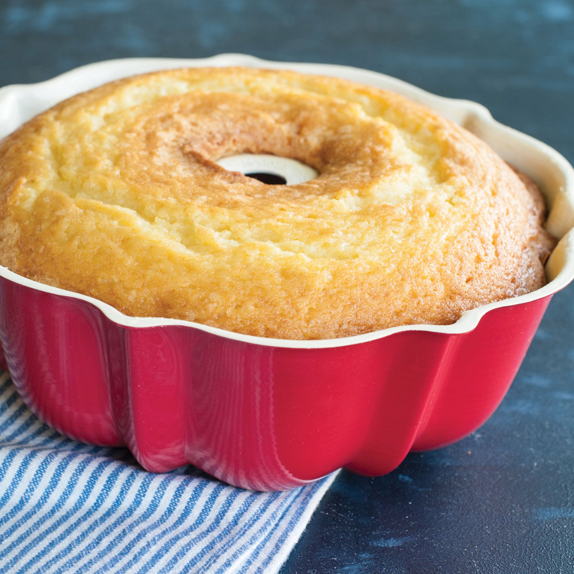 Nordicware Bundt Pan Large 26.5 x 26.5 x 9cm