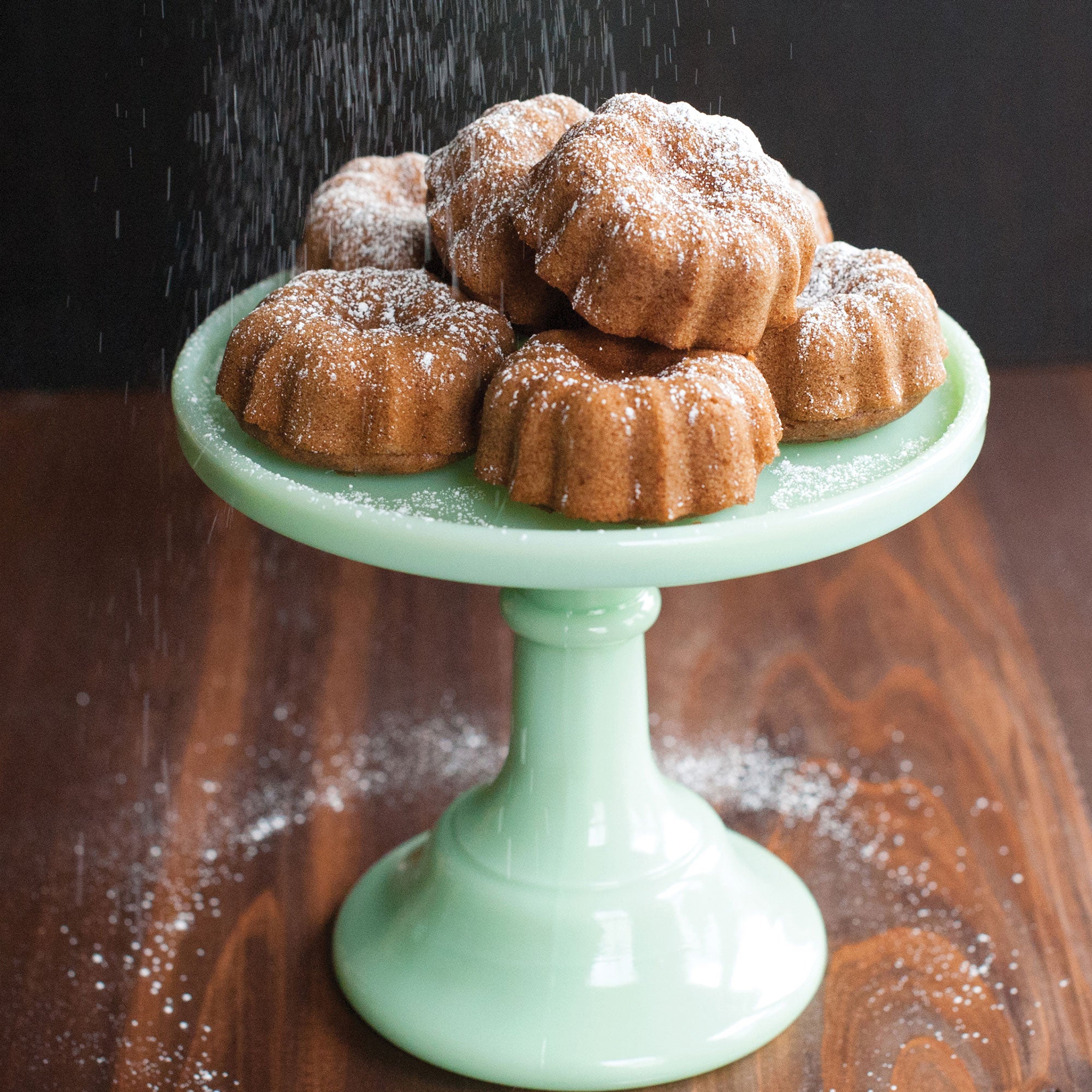 Nordicware Mini Bundt Cupcake Pan 24 x 33 x 3cm