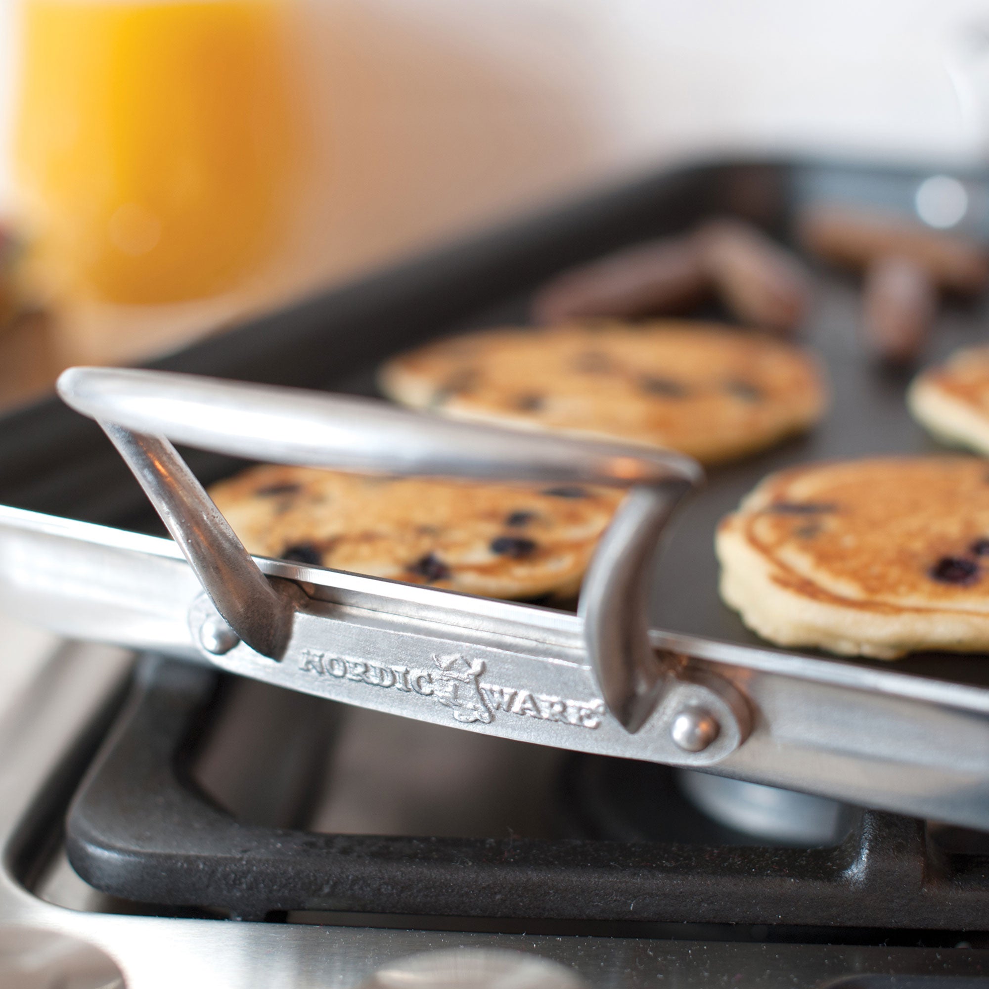 Nordicware 2 Burner High Sided Griddle 50 x 29.5 x 3.5cm