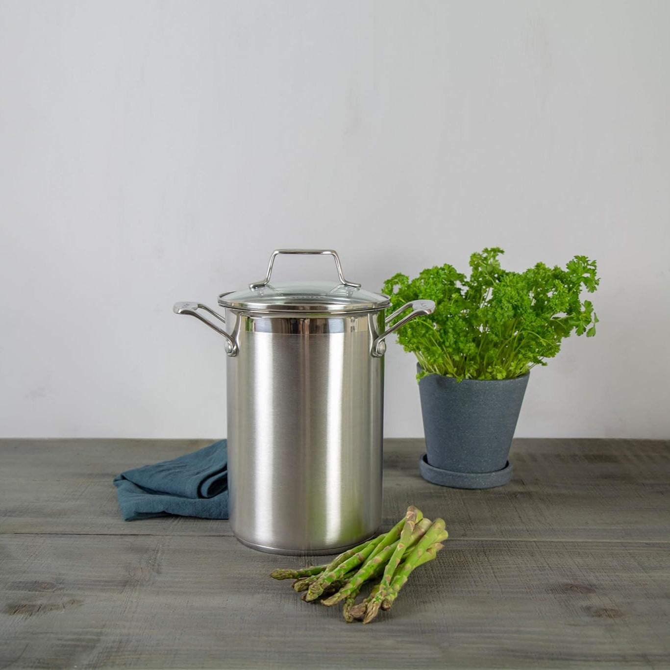 Scanpan Impact Asparagus & Corn Pot – 16cm / 4.5L with Insert Basket