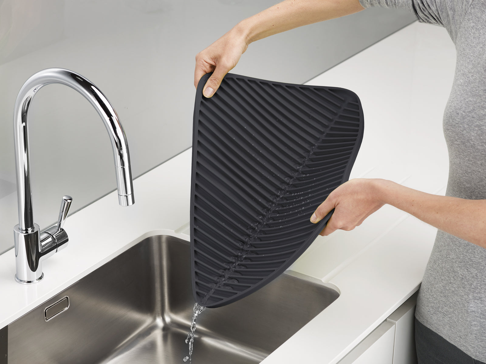 Joseph Joseph Flume Folding Draining Mat, Large - Grey