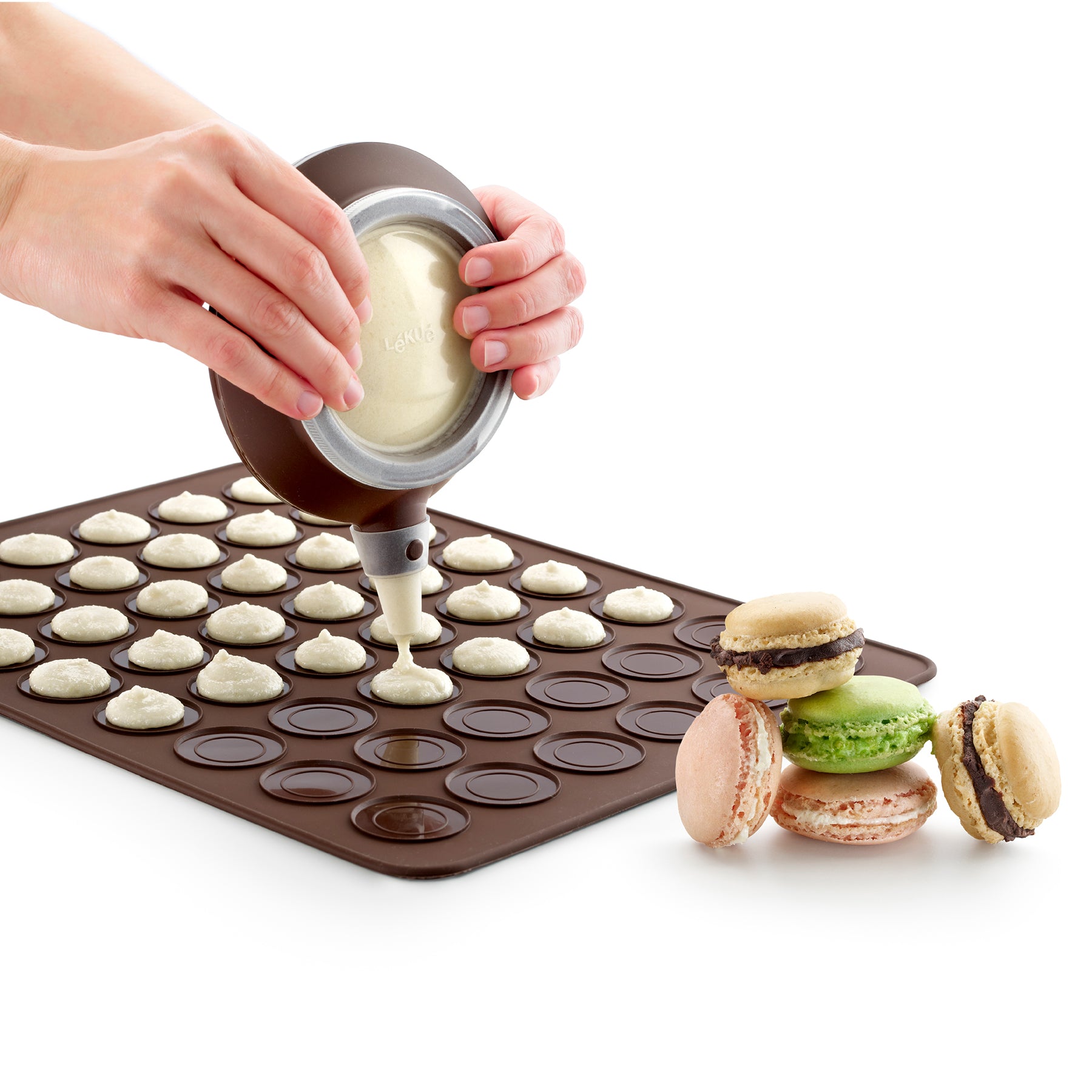 Lékué Macaron Kit with Decomax and Macaron Mat Brown