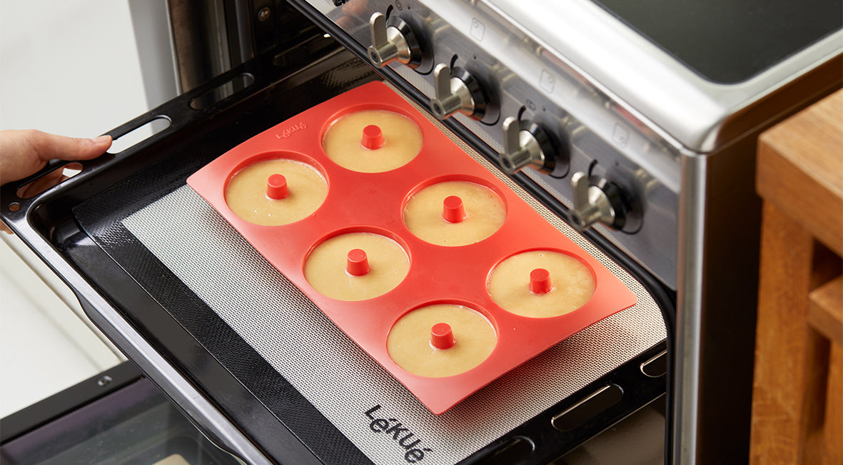 Lékué Donut Mould 6 Cups/90ml Red