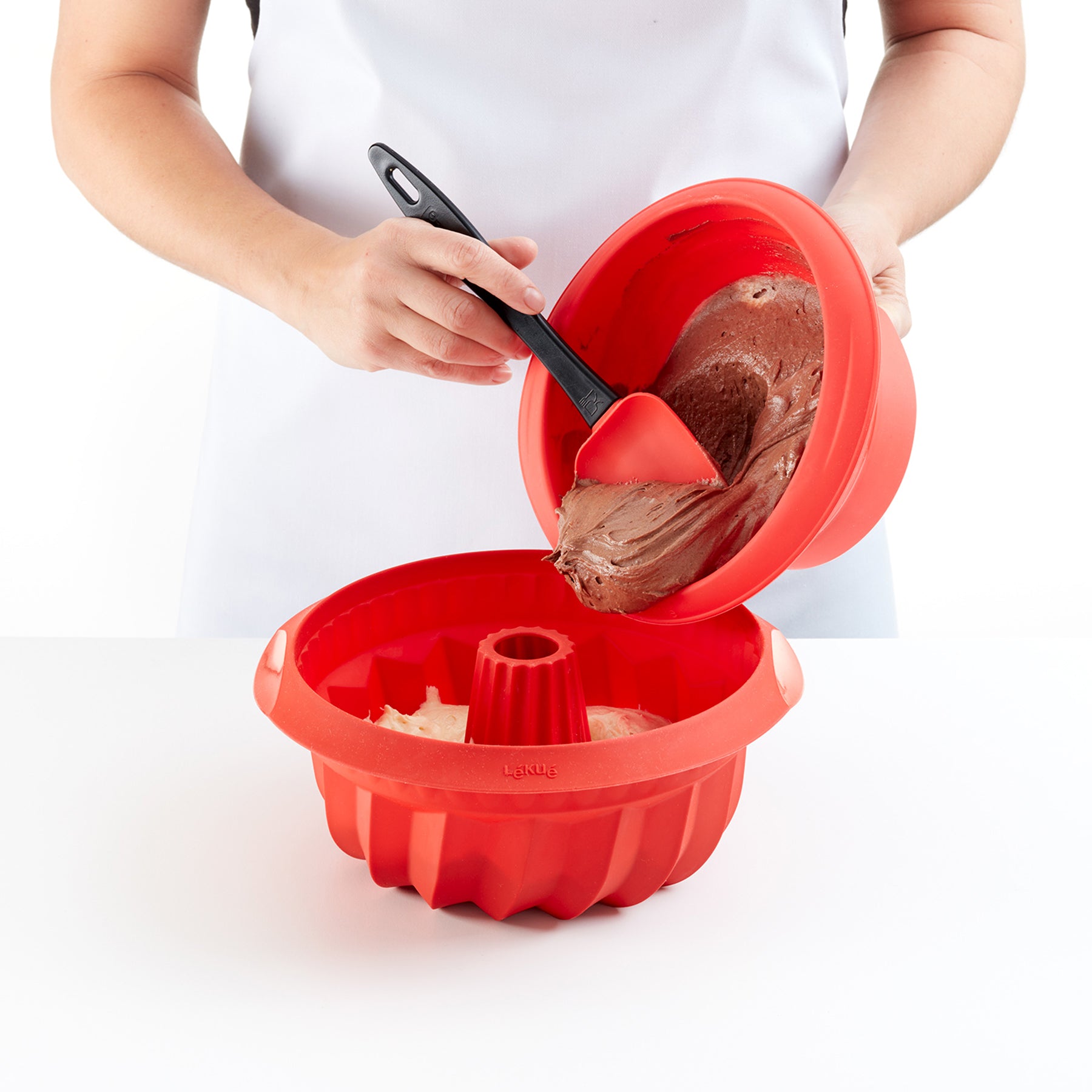 Lékué Spiral Savarin Mould 20cm/1L Red