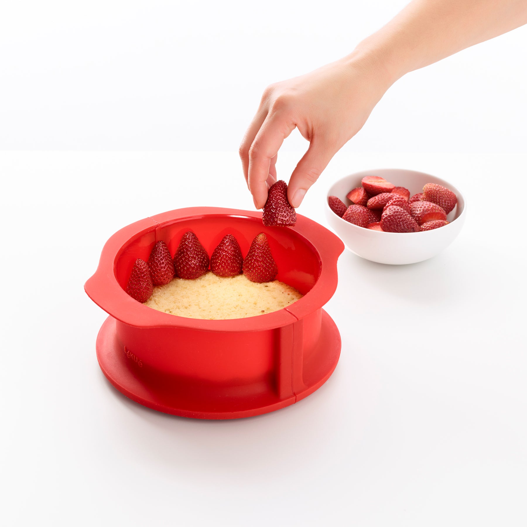 Lékué Springform Mould with Ceramic Plate 15cm Dia Red
